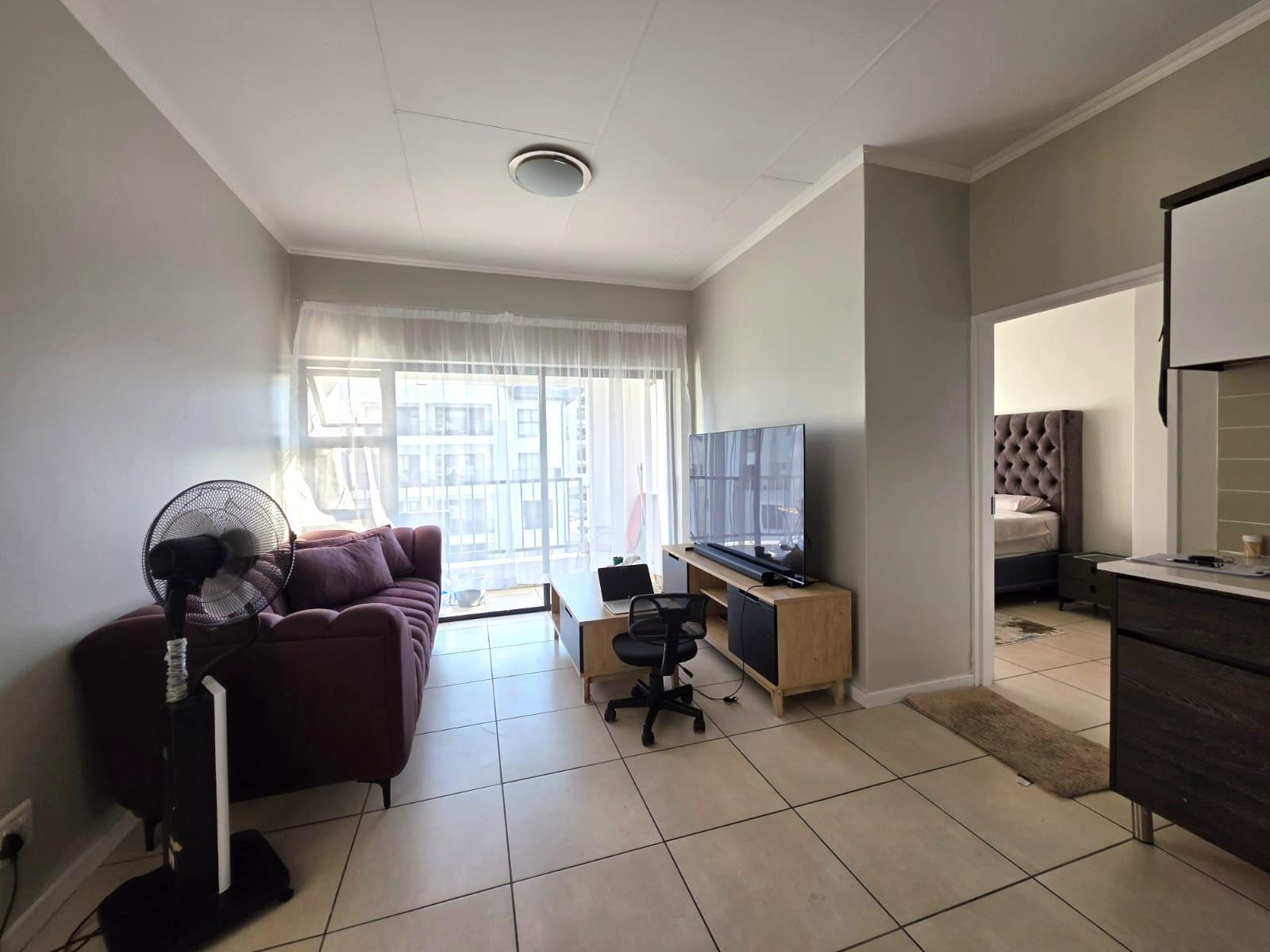 Modern 1-Bedroom Apartment with Balcony in Sought-After Malakite