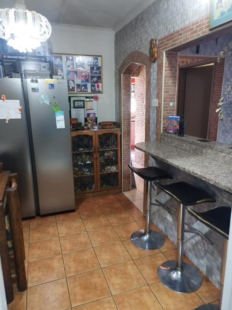 House For Sale in Phoenix, KwaZulu Natal