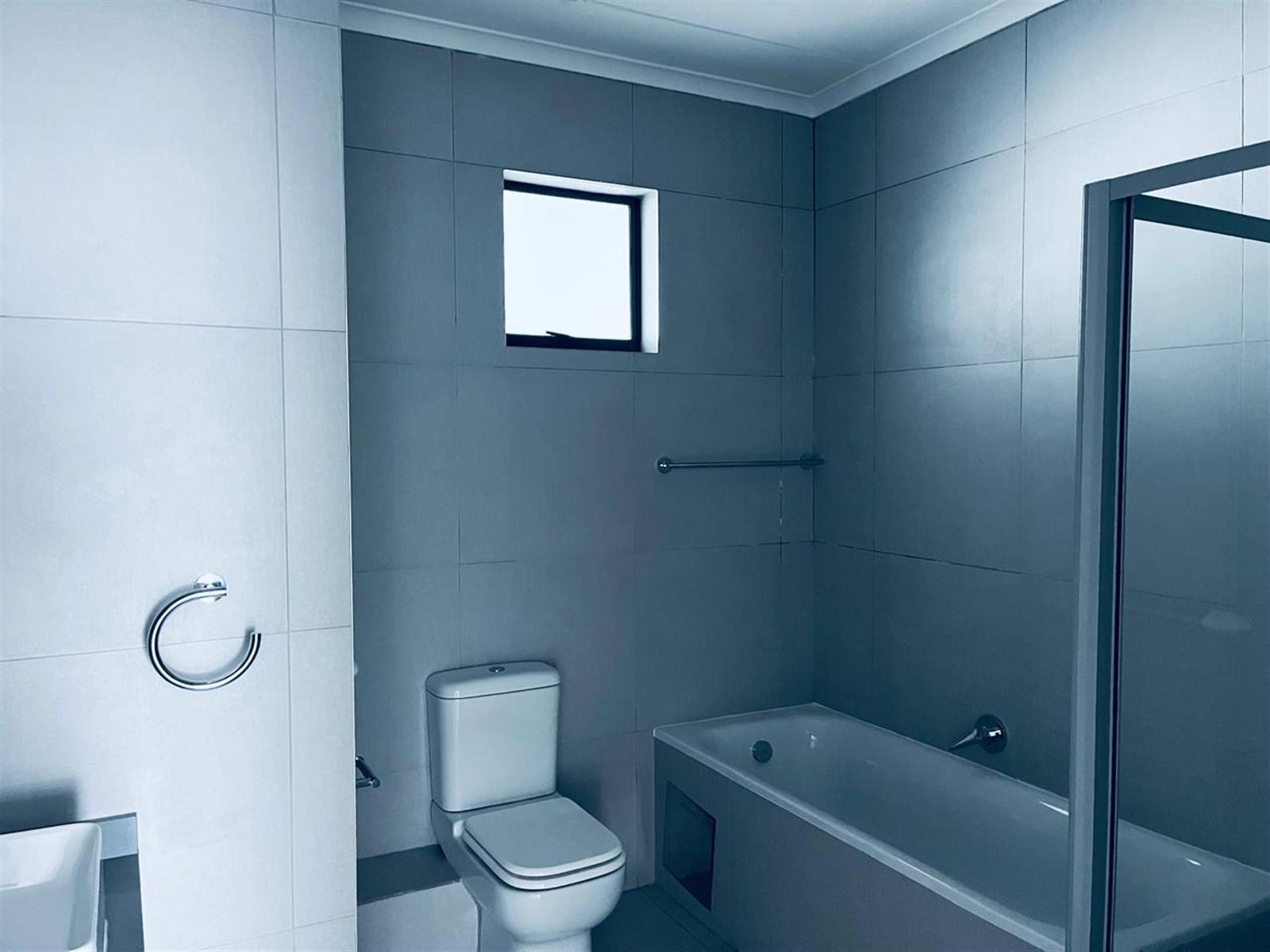 Apartment For Sale in Erand Gardens, Midrand