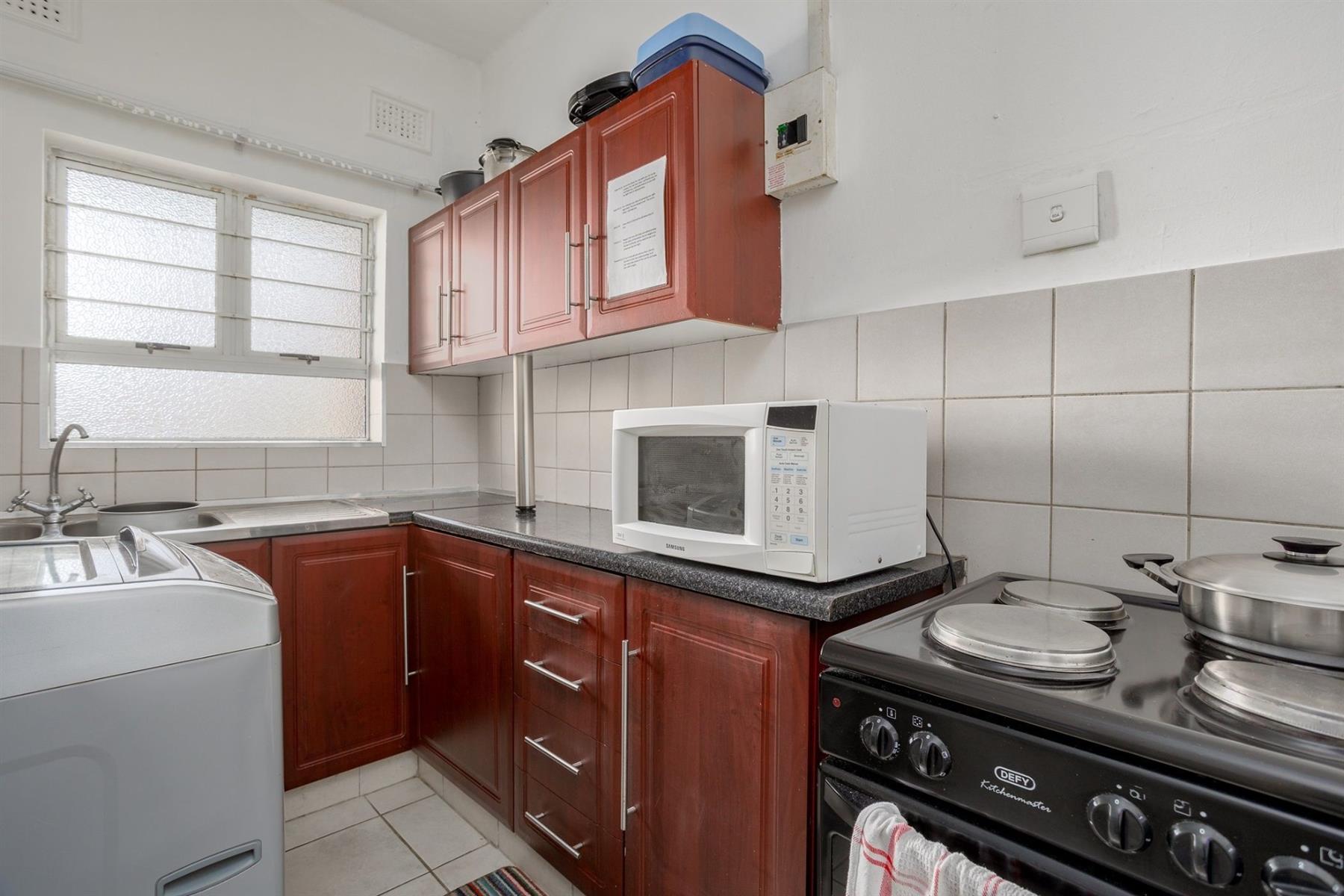 Move in ready Starter Apartment In Morningside