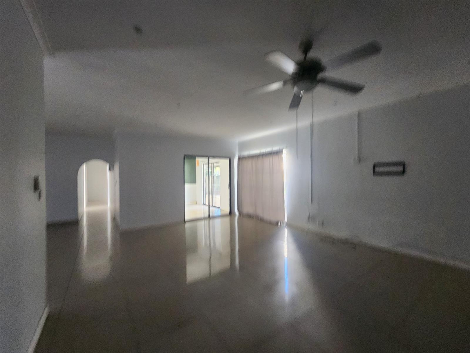 House for Sale  in Meer en see , Richards Bay, KwaZulu Natal