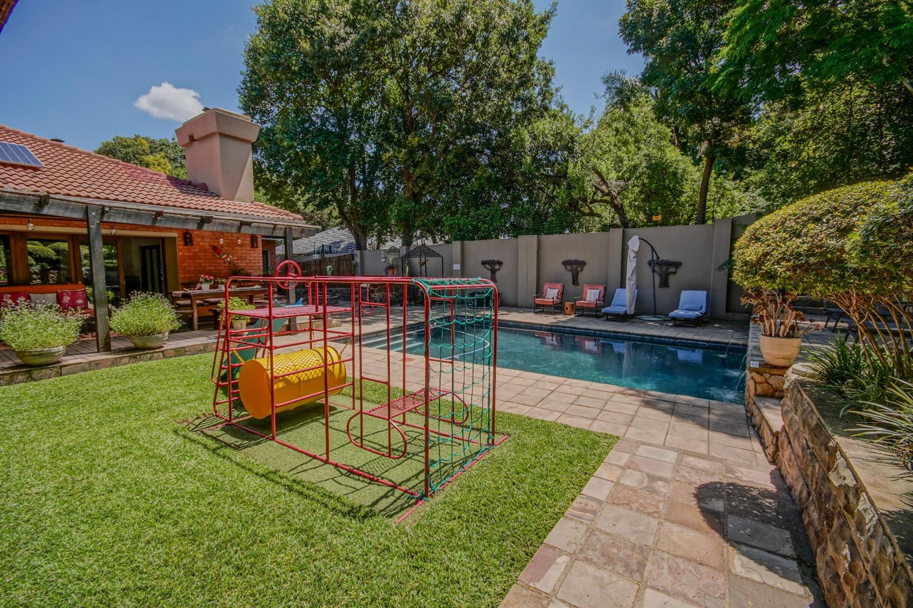 Private Home with Established Income Potential - Ideal for Professionals and Investors!