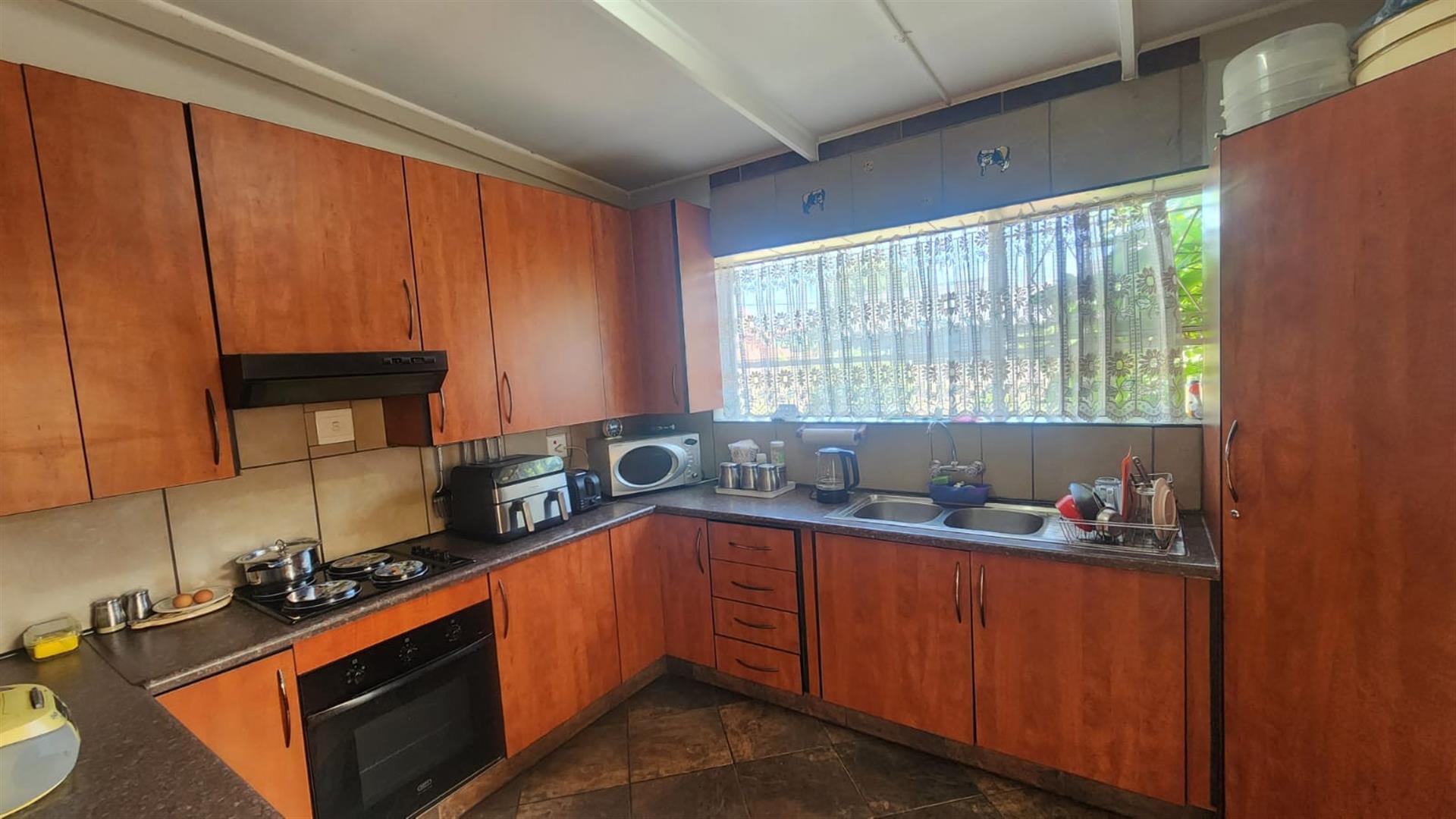 Spacious Family Home with Flatlet, Pool and Positioned in the he Endless Potential