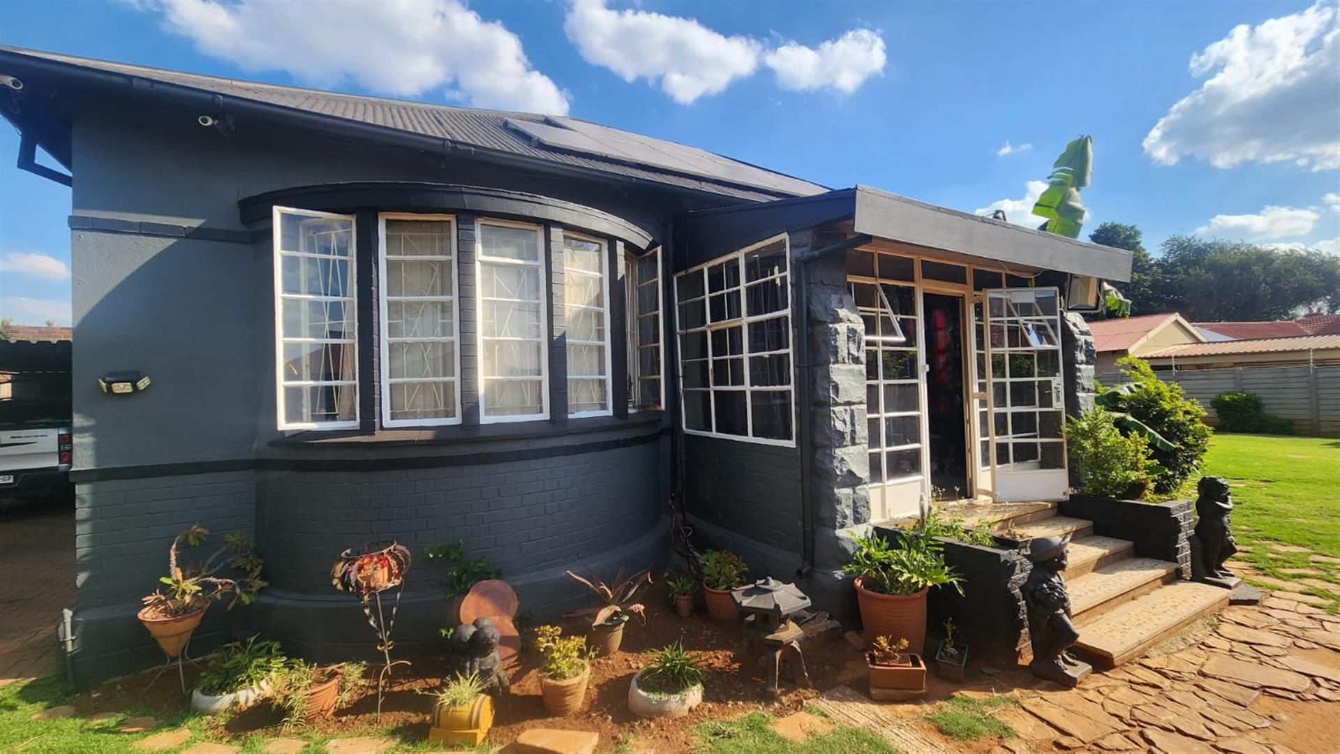 House For Sale in Brakpan Central, Brakpan