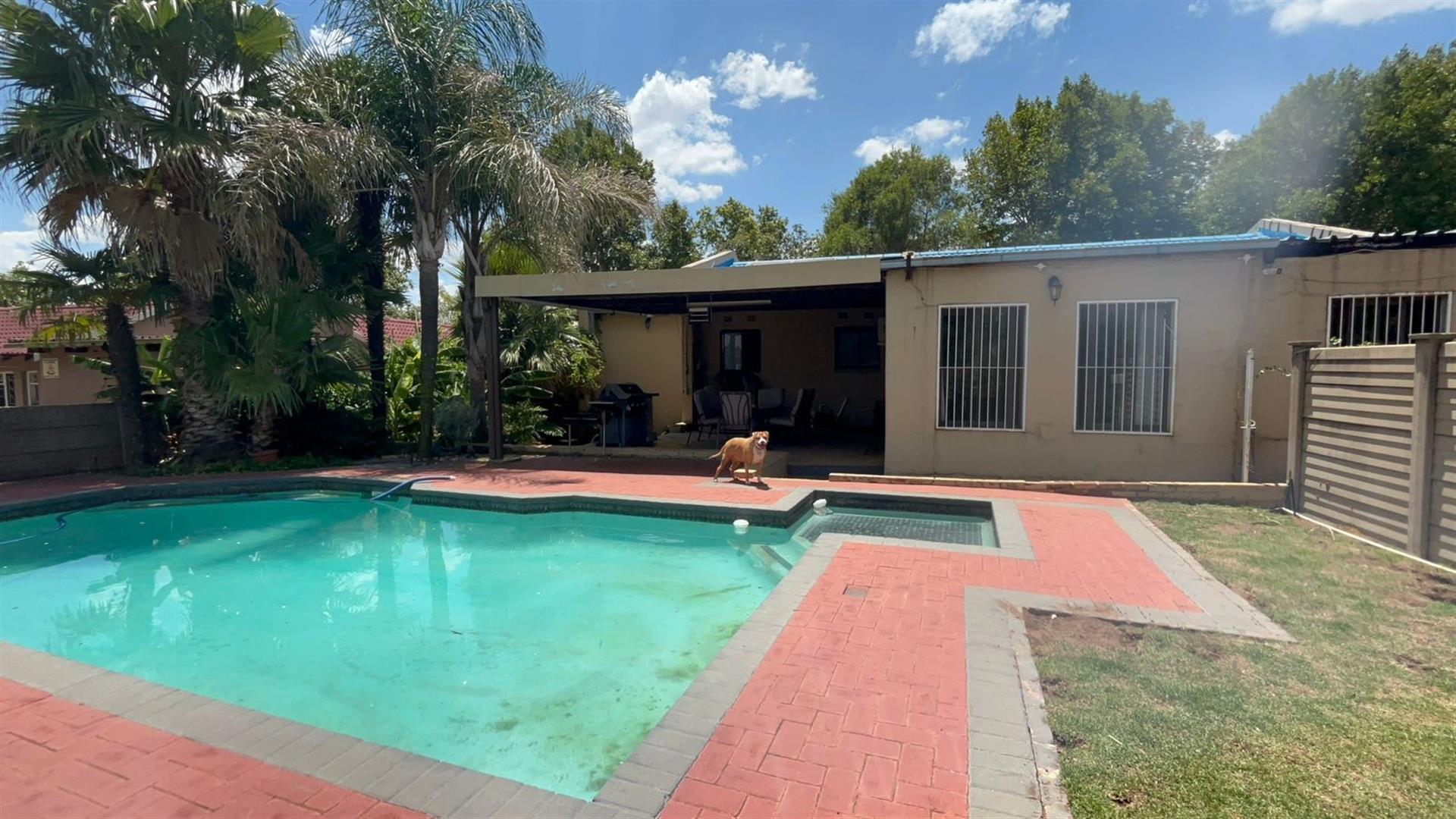 5-Bedroom Family Home For Sale in Sasolburg Central, Sasolburg