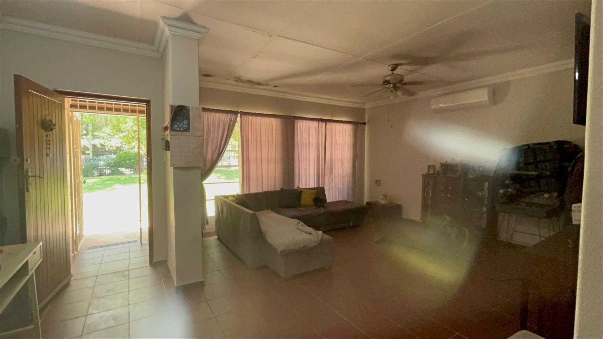 5-Bedroom Family Home For Sale in Sasolburg Central, Sasolburg