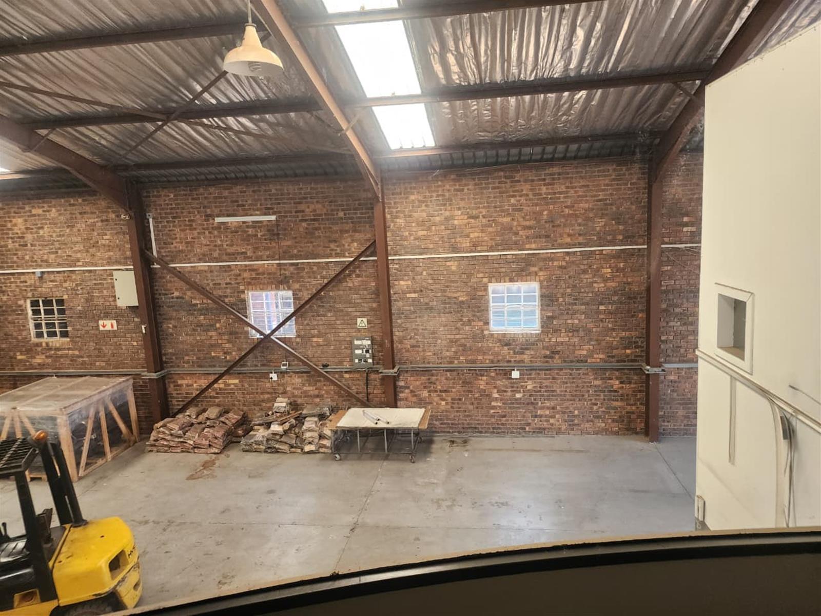 1 000m² Industrial Property For Sale in Kya Sands.