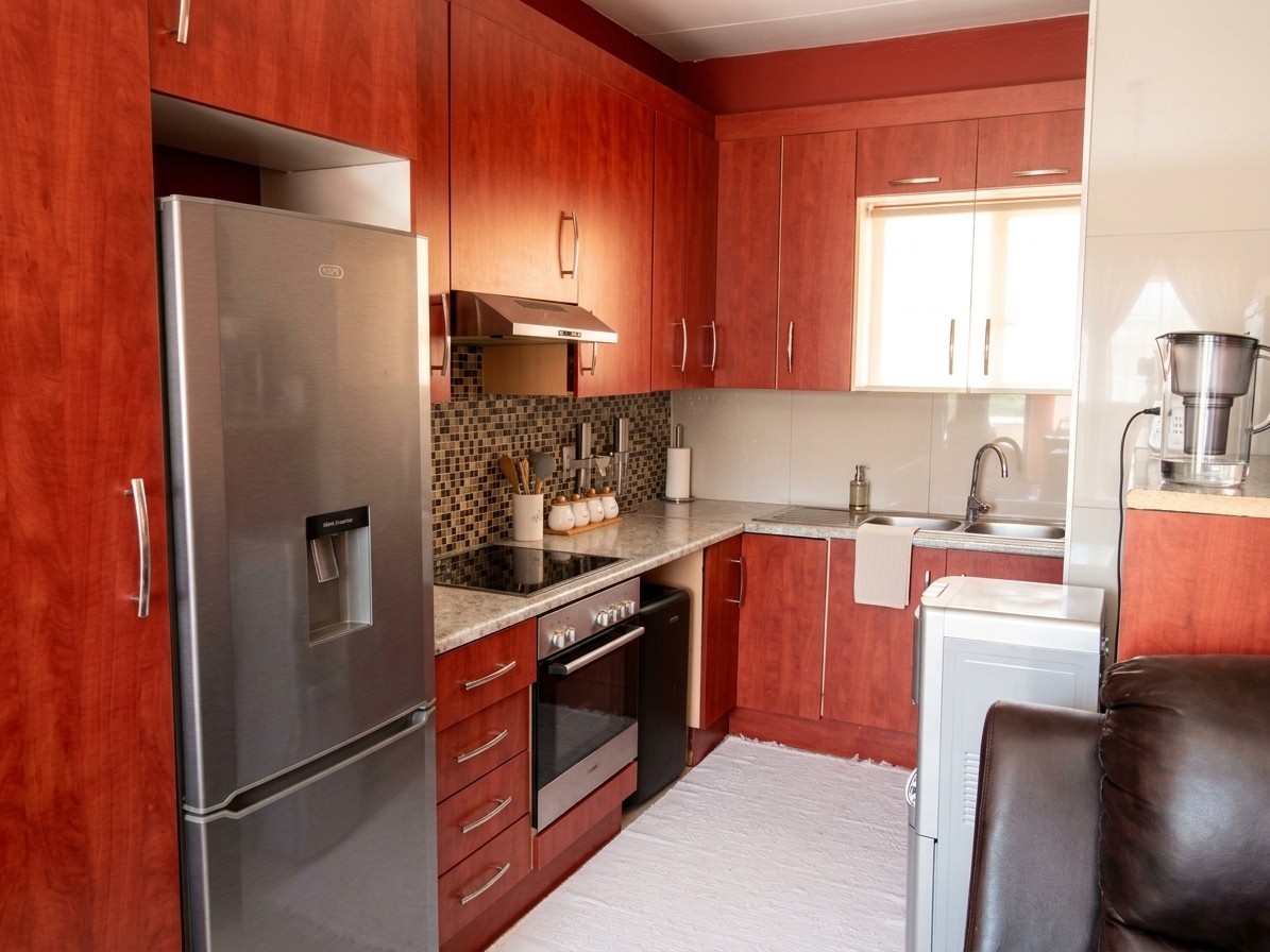 3 Bedroom 1 Bathroom Ground Floor Apartment For Sale in Naturena, Johannesburg