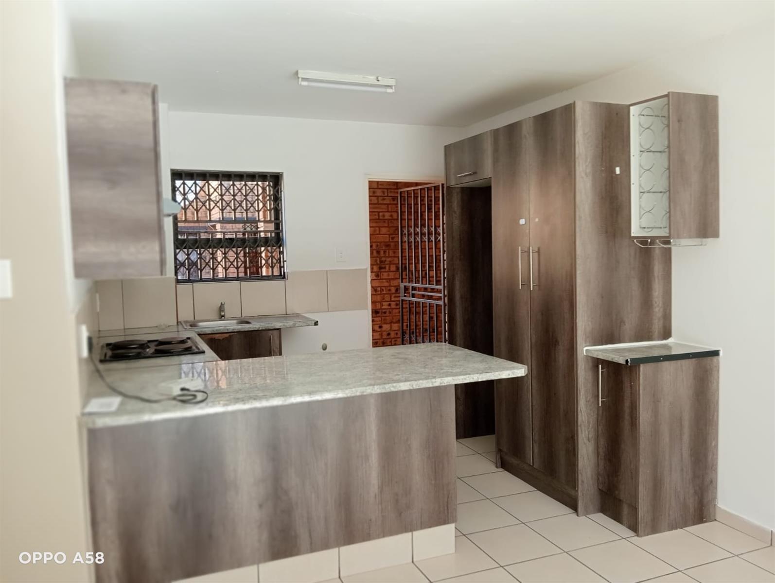 Apartment For Sale in Witfield, Boksburg
