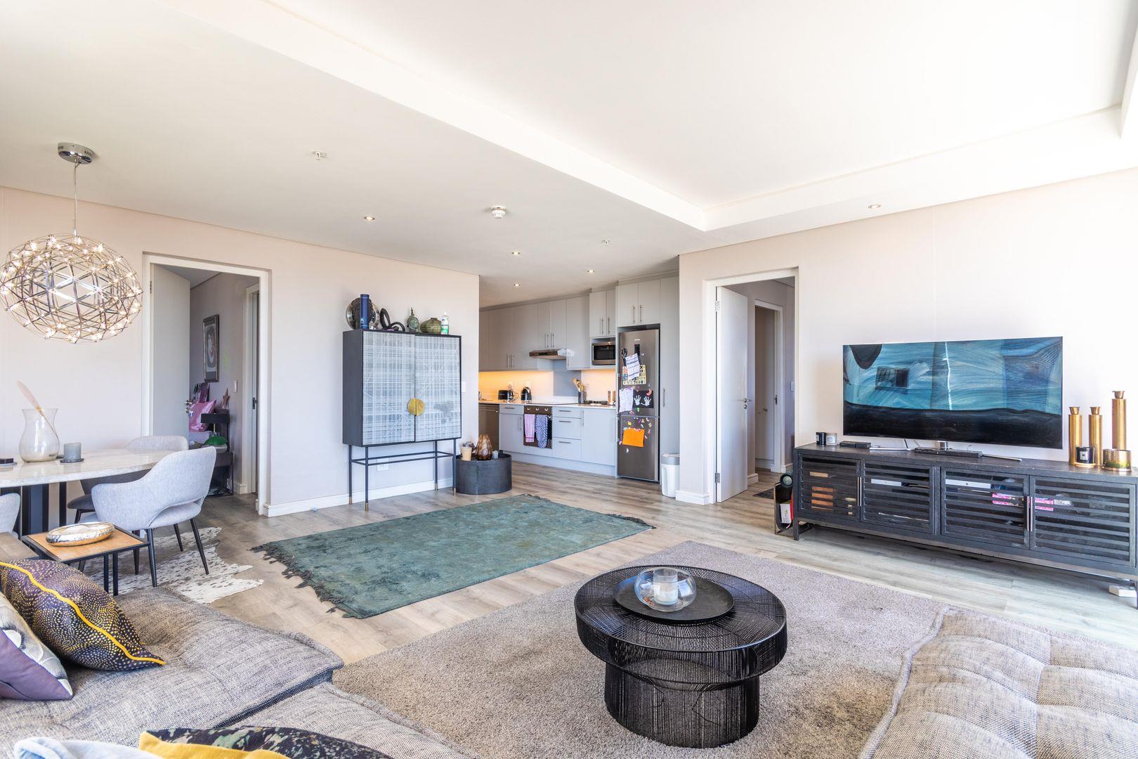 Two Bedroom Corner Apartment with Balcony in the Yacht Club
