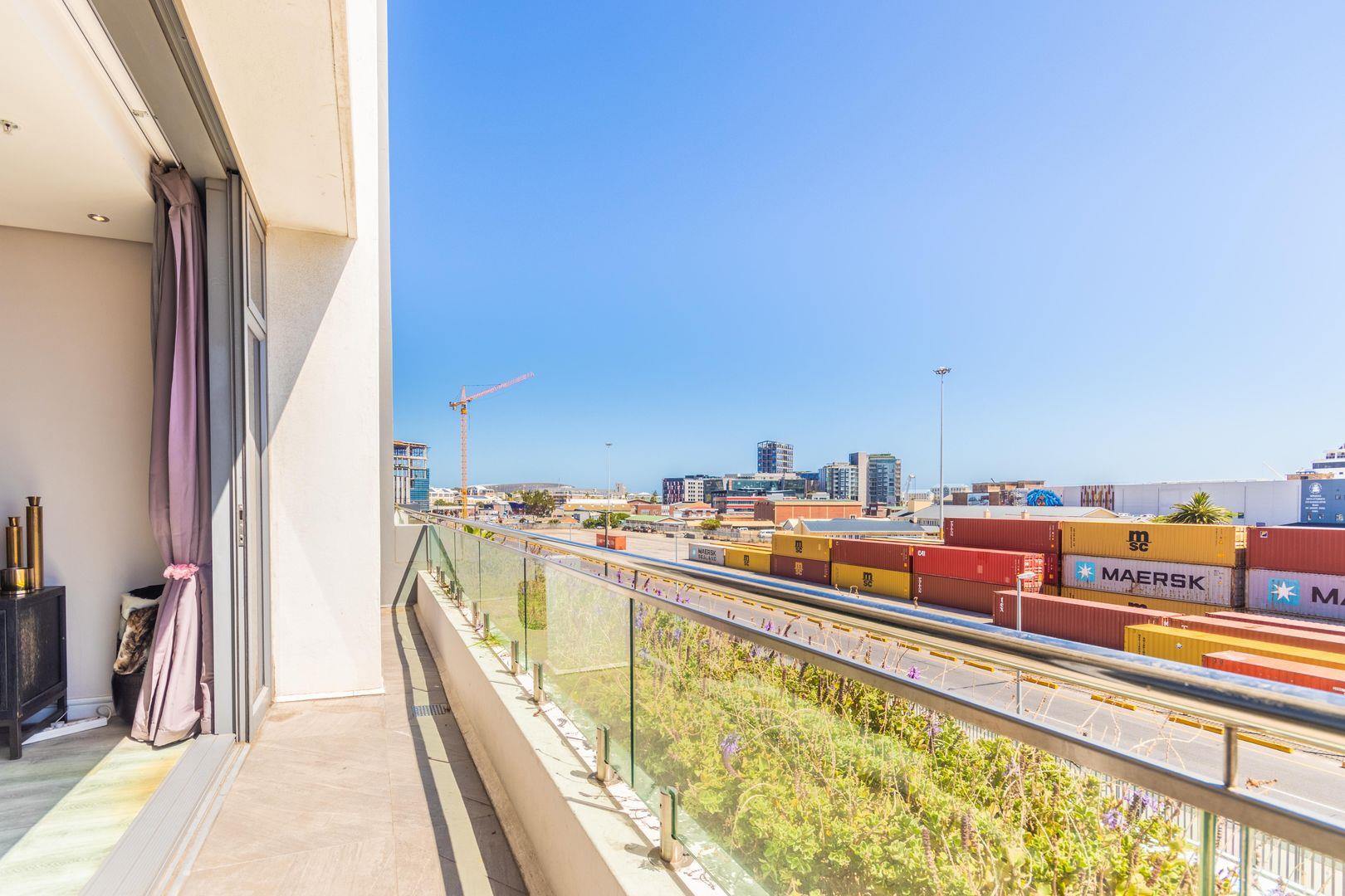 Two Bedroom Corner Apartment with Balcony in the Yacht Club