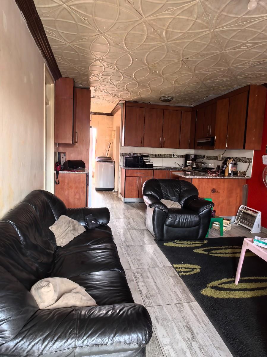 Two Bedroom House For Sale in Mhluzi, Middelburg