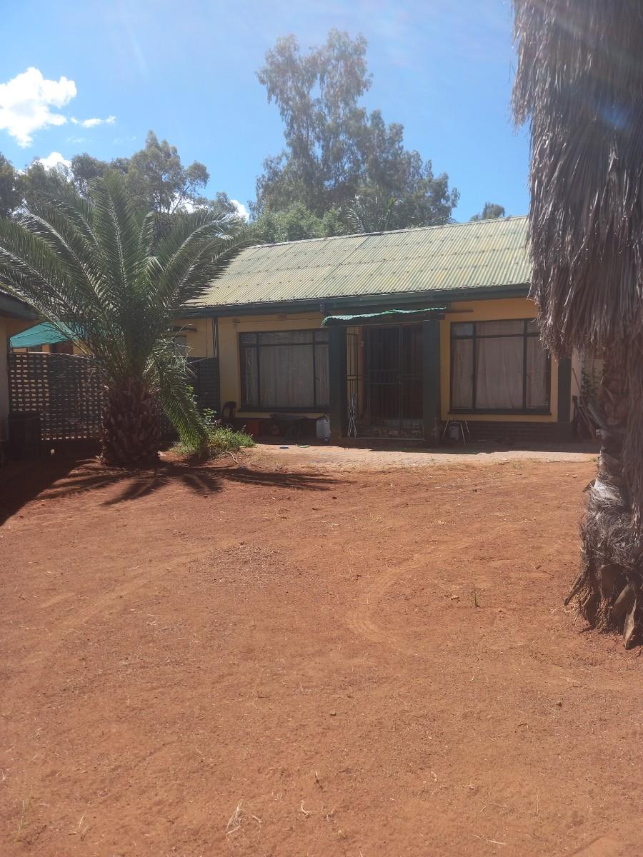 House For Sale in Hartswater