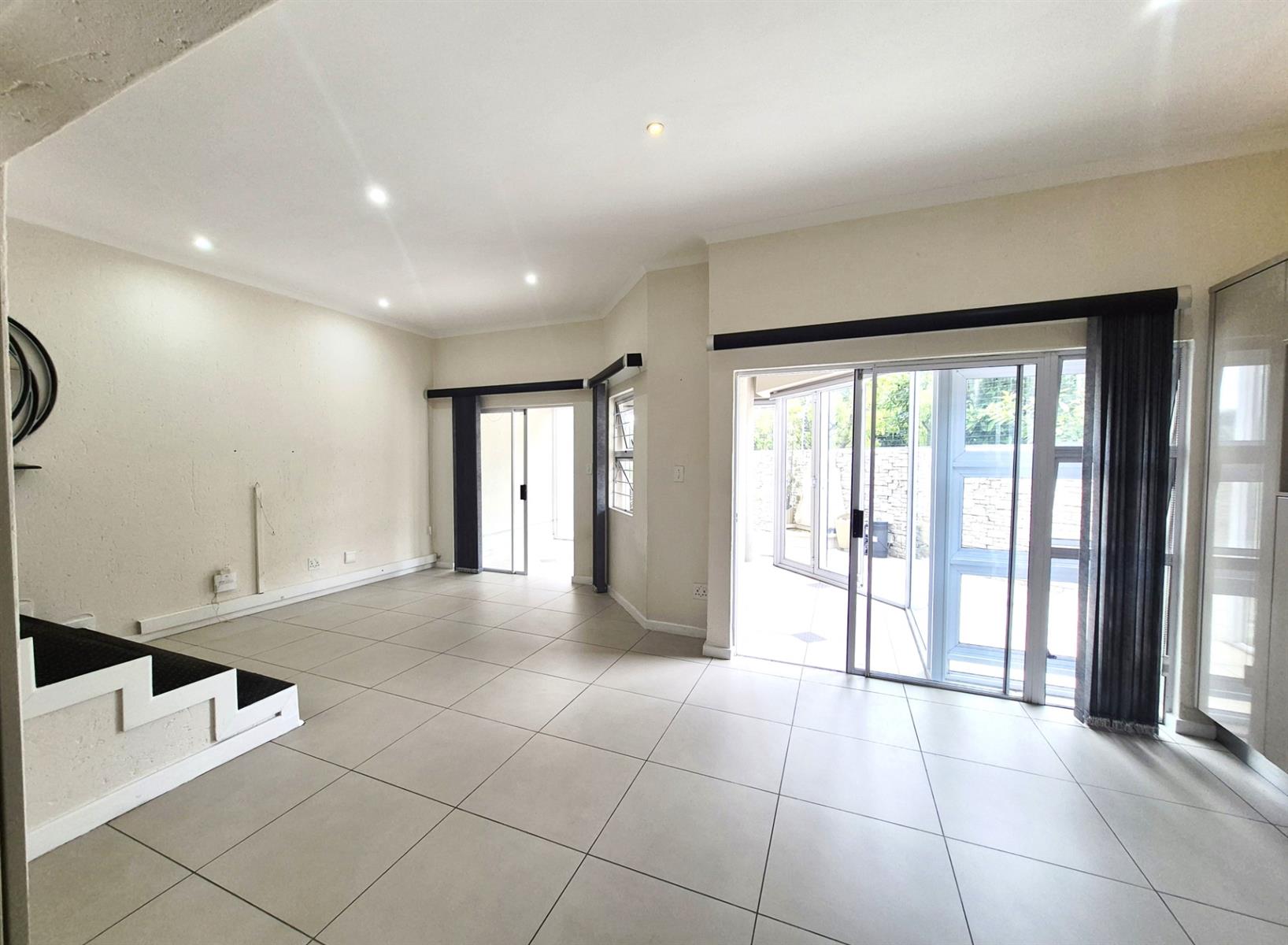 Contemporary Lock-Up-and-Go Living in the Exclusive Chamonix, Bedford Park