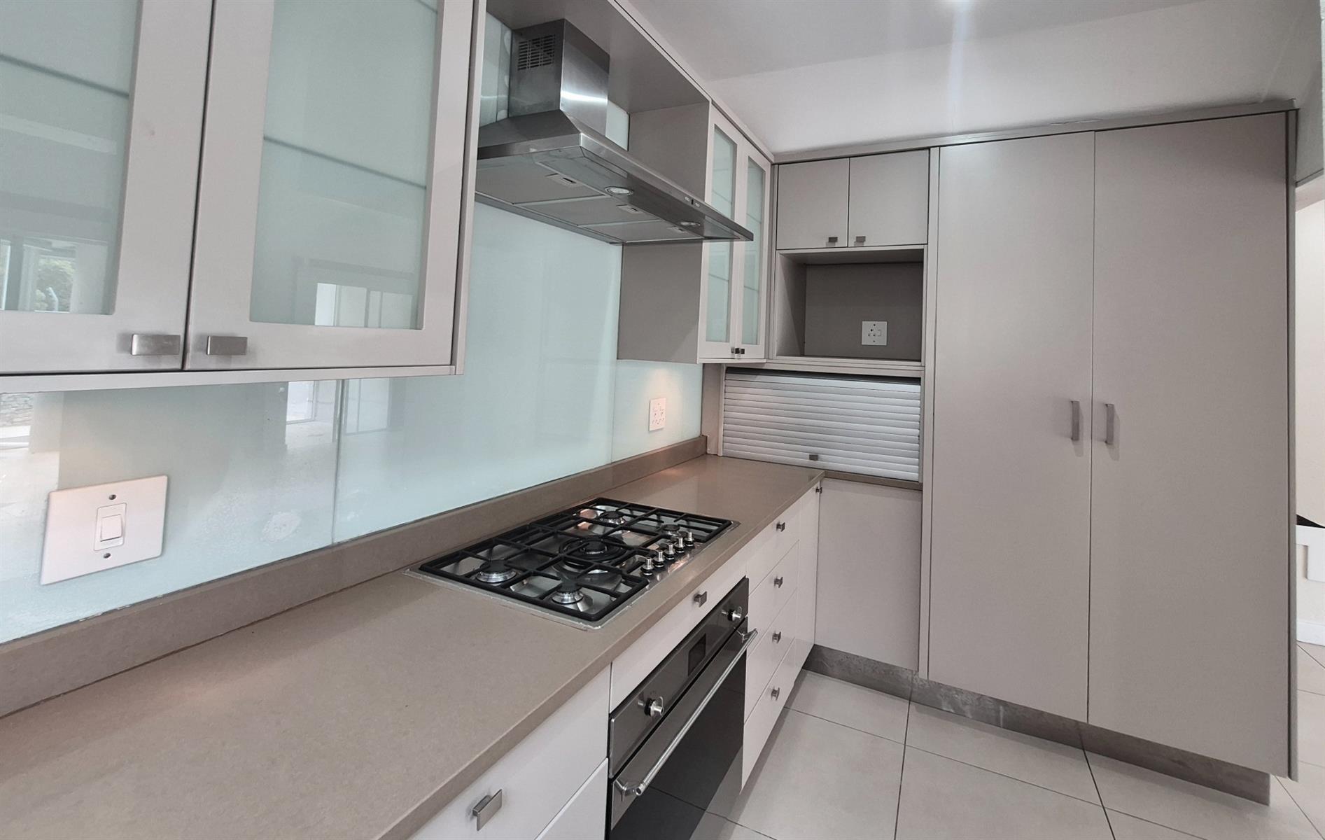Contemporary Lock-Up-and-Go Living in the Exclusive Chamonix, Bedford Park