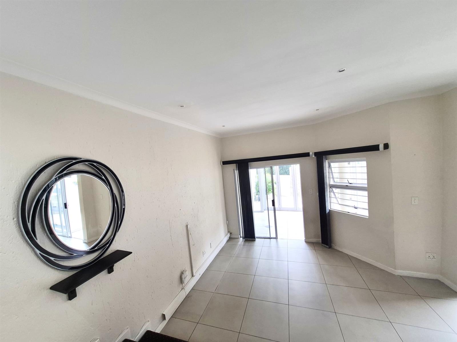 Contemporary Lock-Up-and-Go Living in the Exclusive Chamonix, Bedford Park