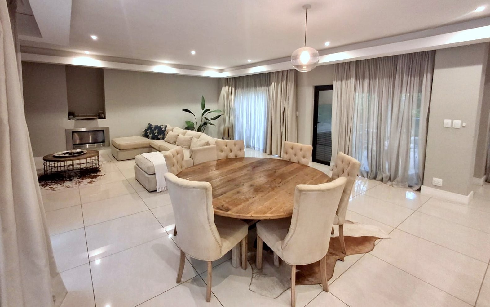 Cluster for sale in Bedfordview, 559 m²