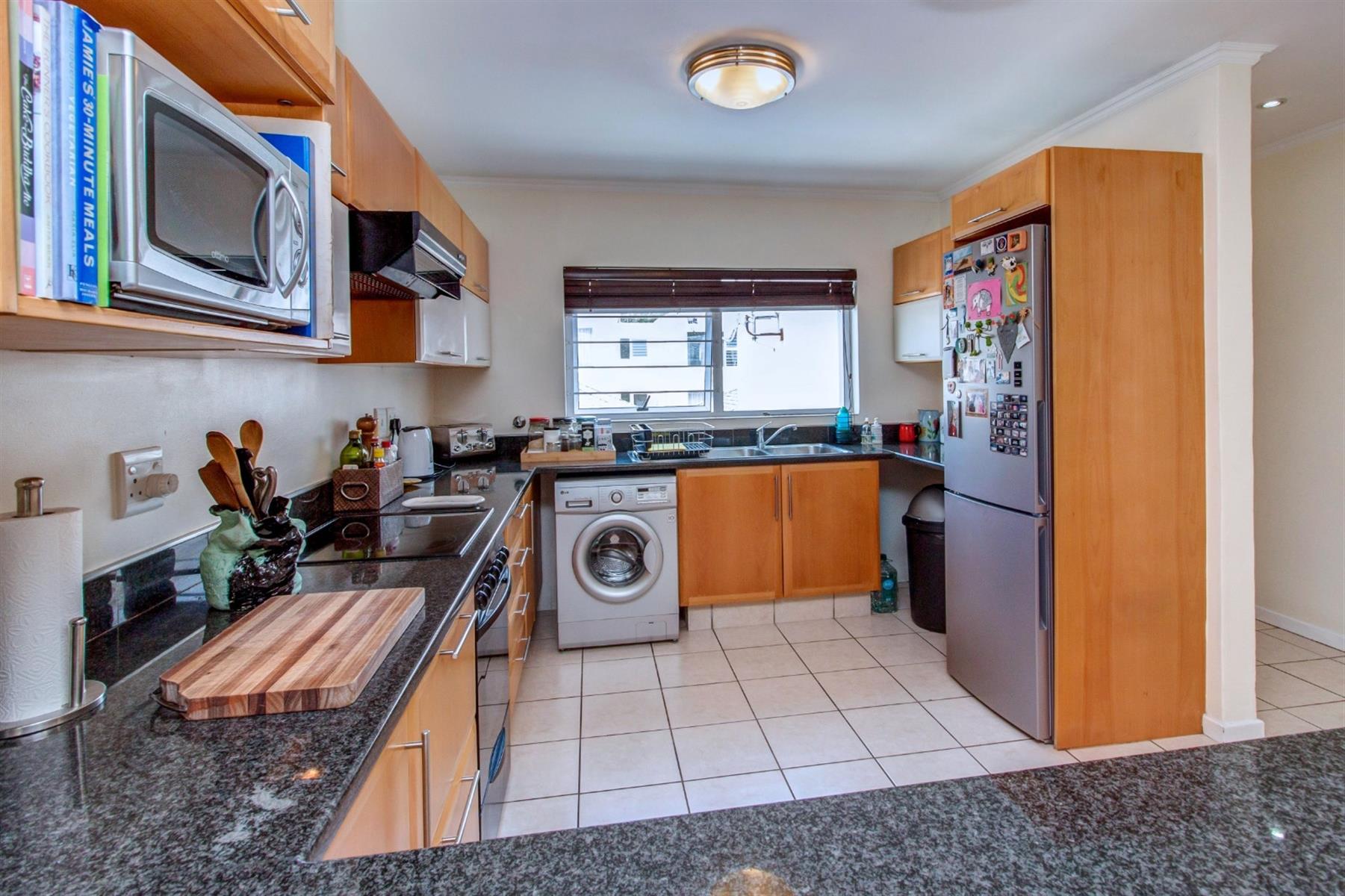 Spacious 2 Bed Apartment for Sale in Bryanston, Sandton