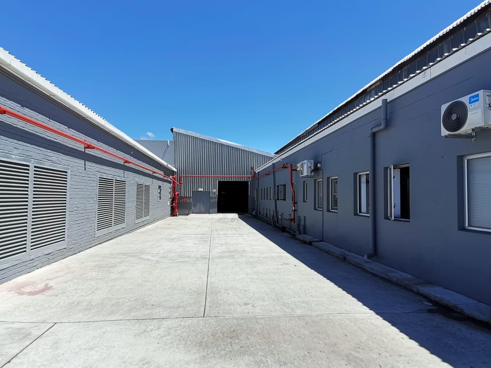 Warehouse Space To Let in Paarl