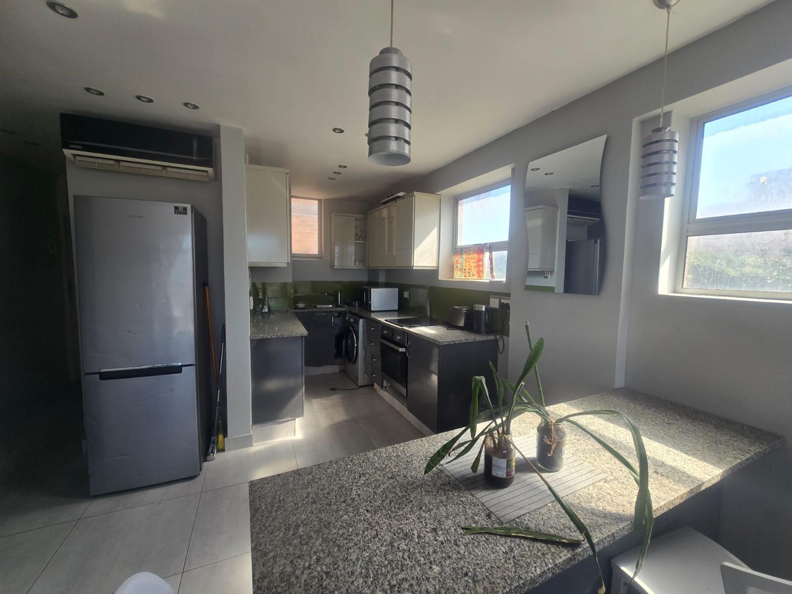 Apartment for sale in North Beach, Durban, KwaZulu Natal, 77 m²