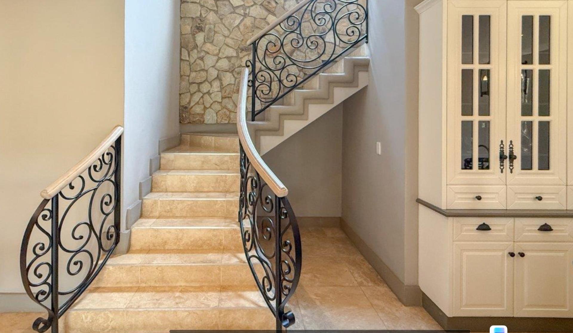 WOODHILL GOLF ESTATE Energy - Efficient, Spacious Home Close To Most Business Nodes