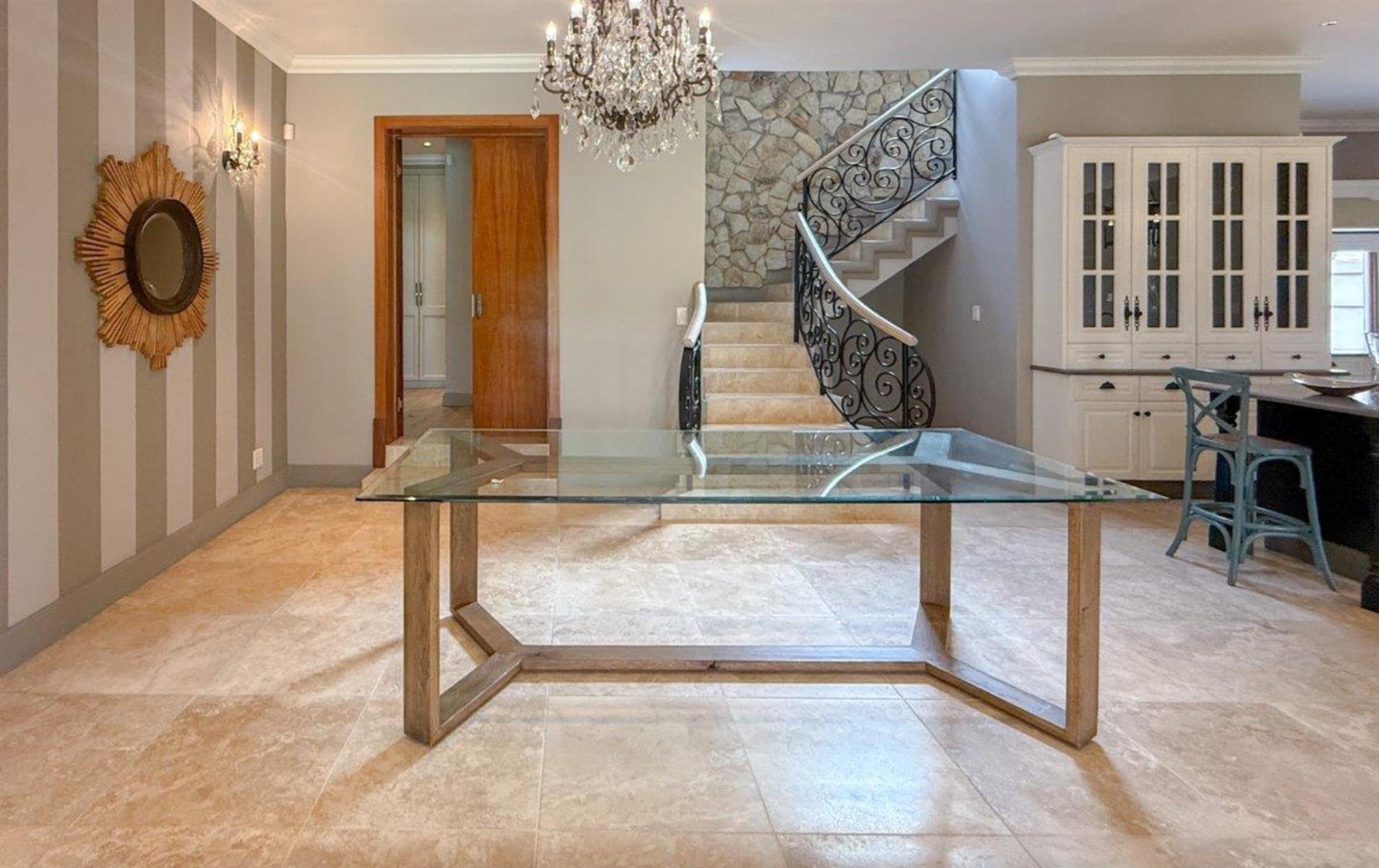 WOODHILL GOLF ESTATE Energy - Efficient, Spacious Home Close To Most Business Nodes
