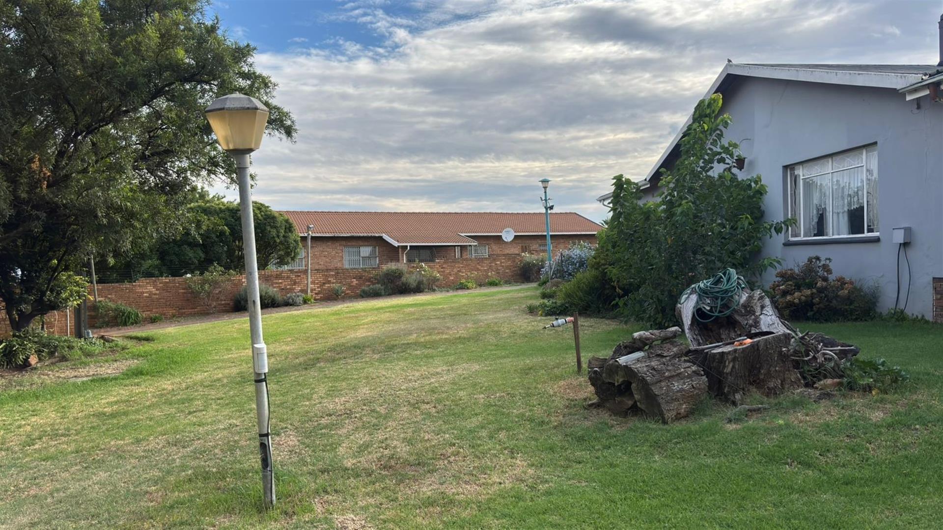 Commercial Property For Sale in Princess AH, Roodepoort