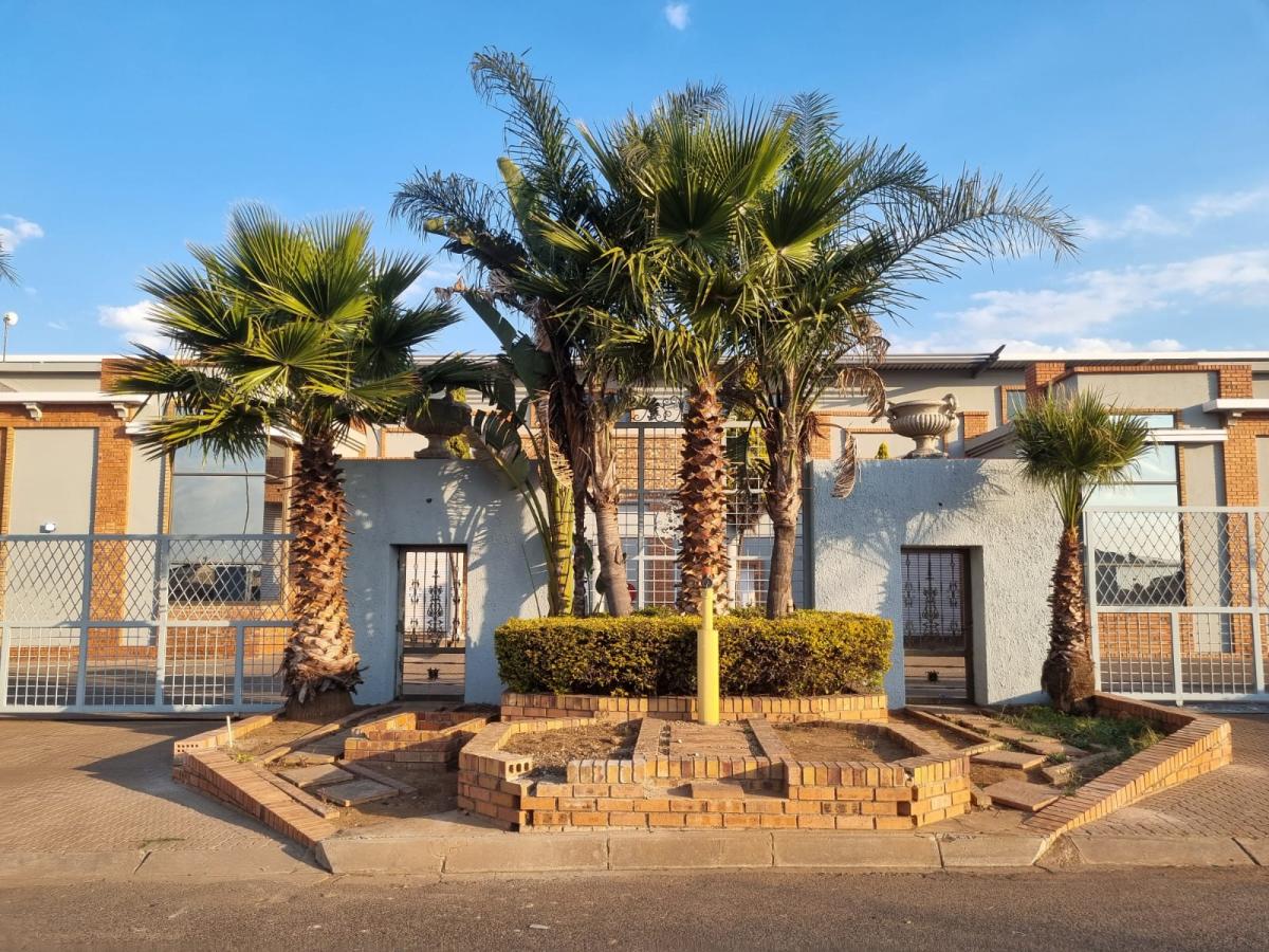 Commercial Property For Sale in SAE Business Park, Middelburg