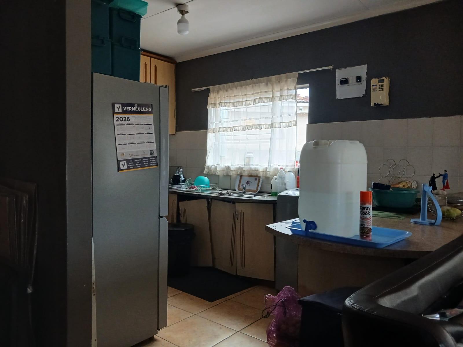 House For Sale in West End, Kimberley