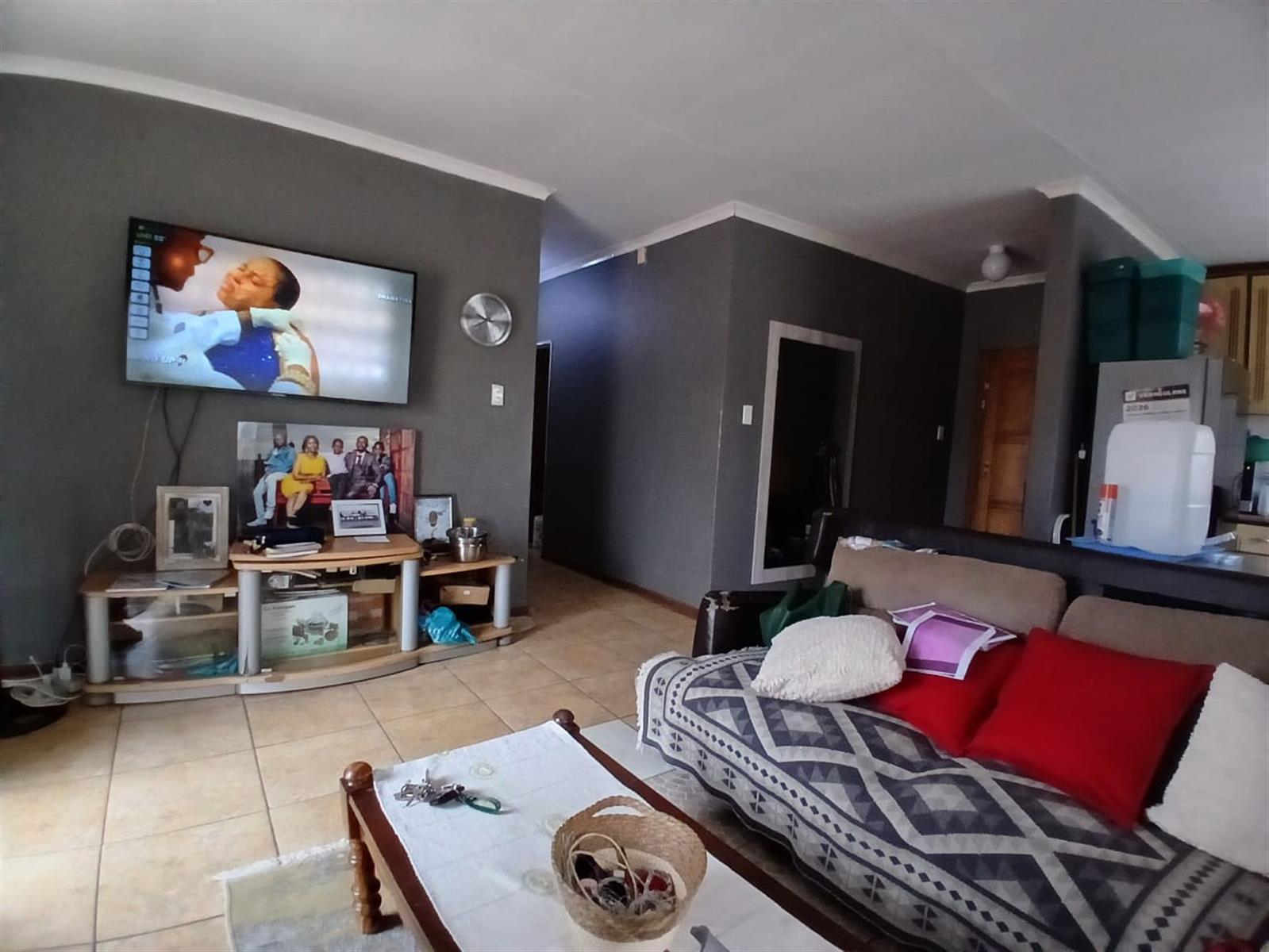 House For Sale in West End, Kimberley
