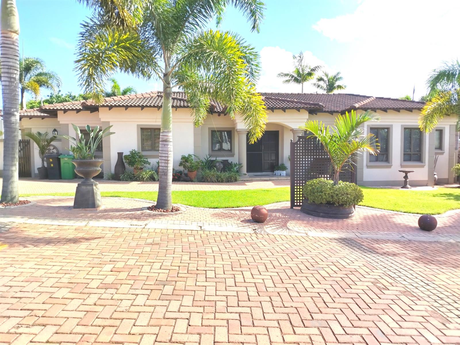 3 Bedroom Freestanding House for Sale in Umhlali Golf Estate, Ballito, KwaZulu Natal