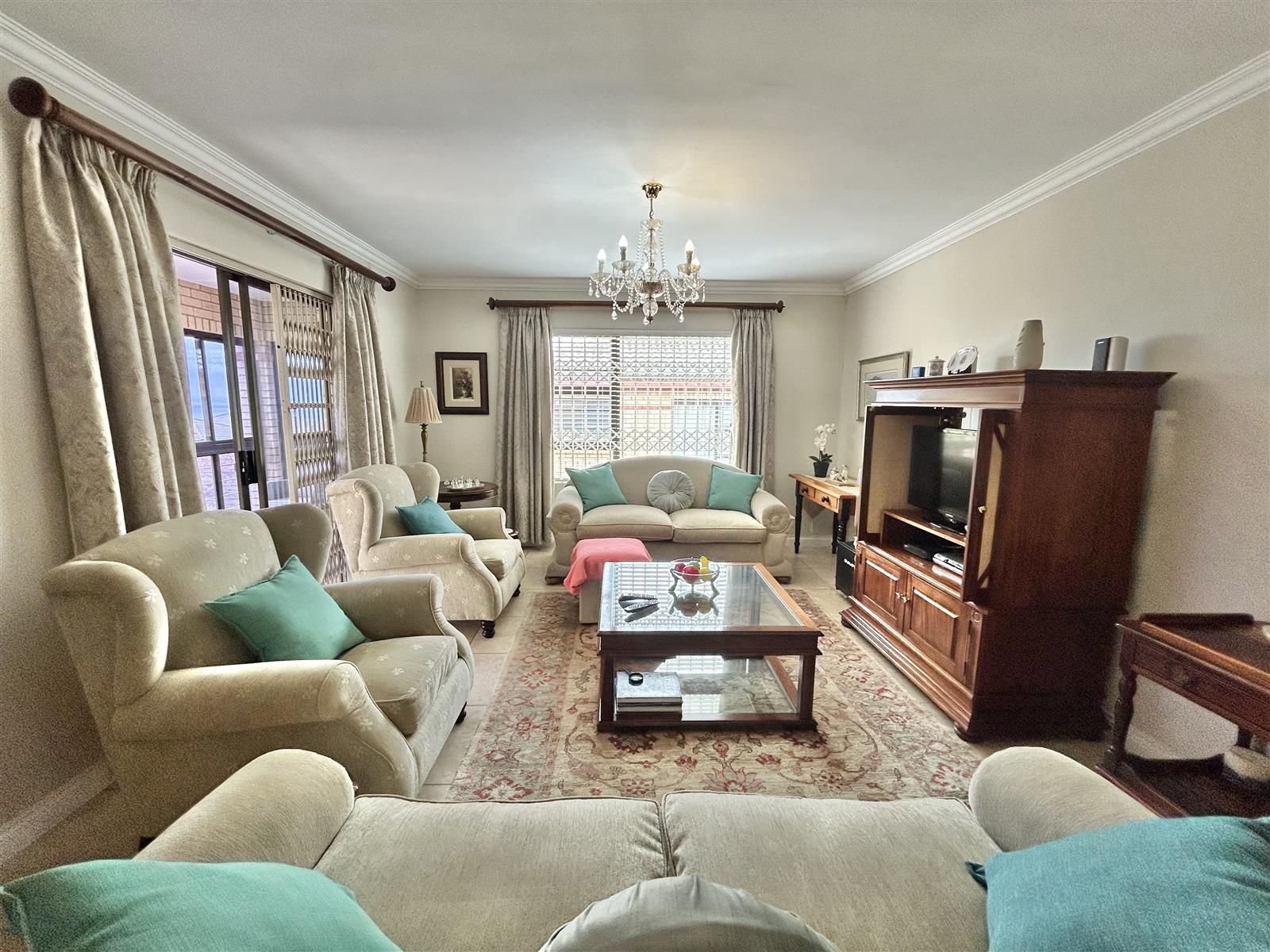 3 Bedroom Freehold For Sale in Wavecrest