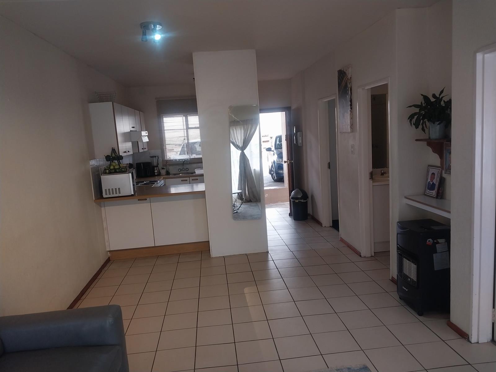 2 Bedroom Townhouse for Sale in Rembrandt Park