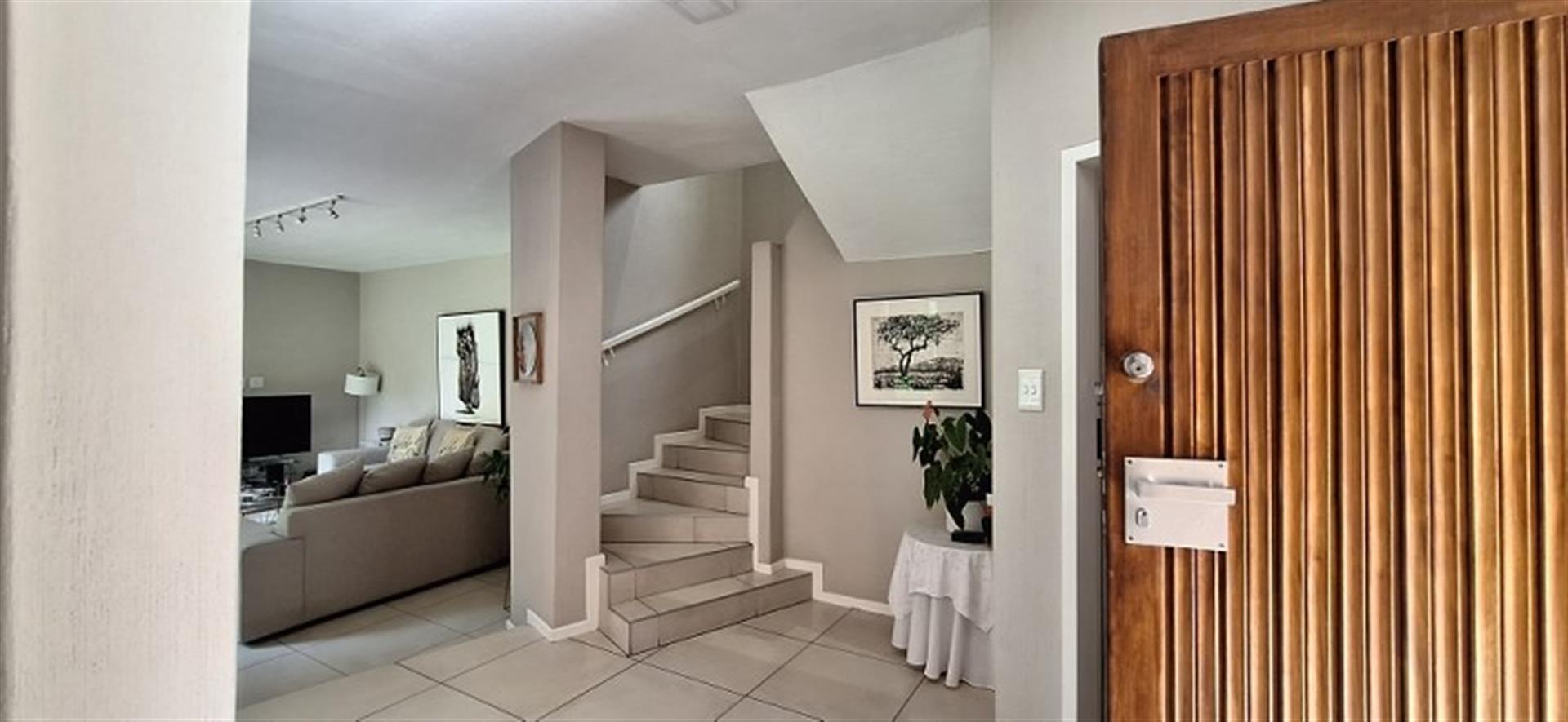 Beautiful 2 bed 2 bath townhouse in sought after Sandton Central