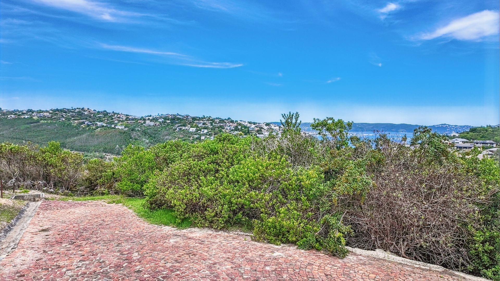 Vacant Land with Lagoon Views For Sale in Knysna