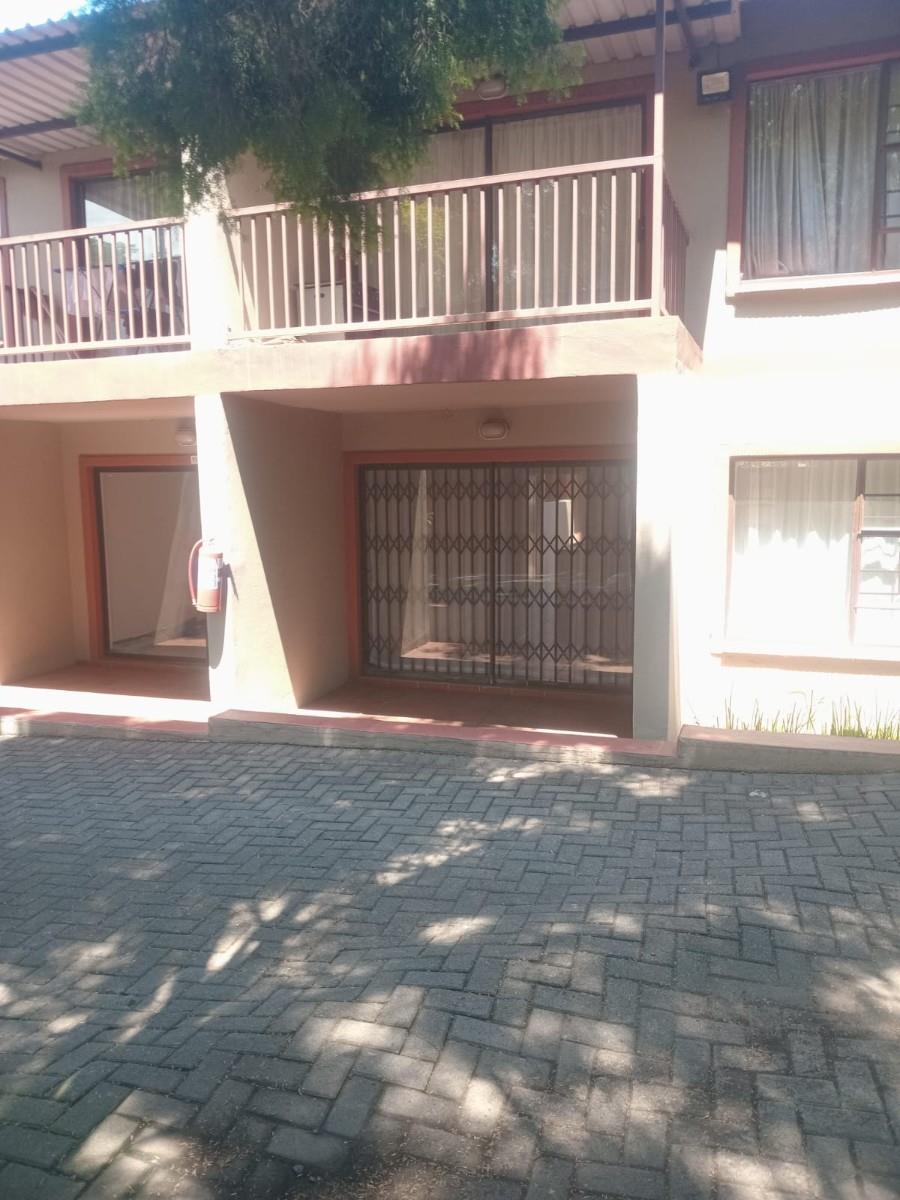 Apartment For Sale in Pioneer Park, Newcastle, KwaZulu Natal