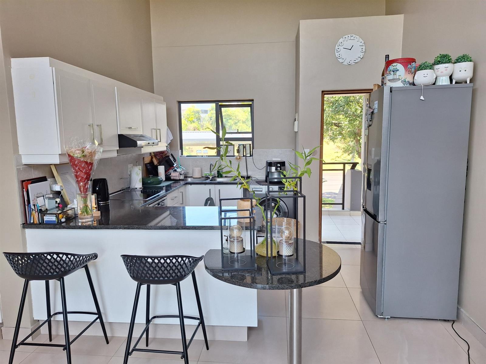 Modern 2-Bedroom Apartment with Stunning Dam Views in Palm Lakes Estate