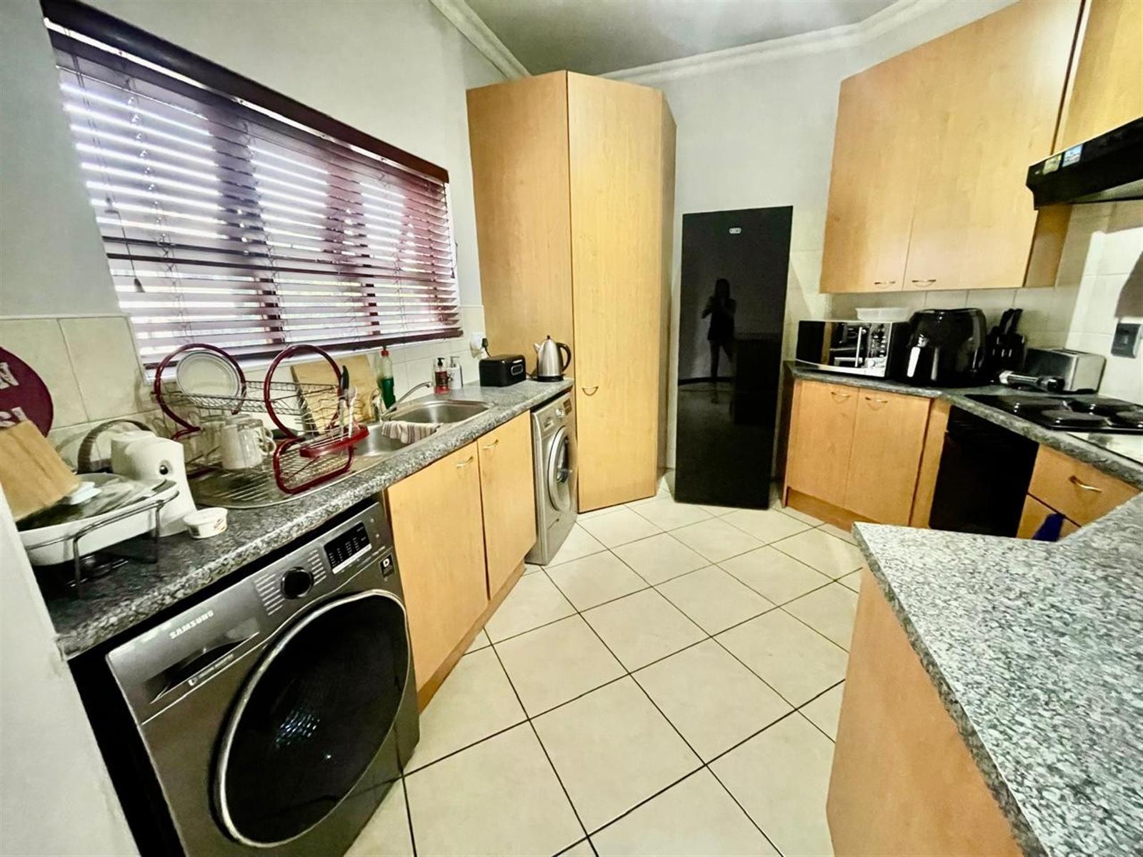 Two Bedroom 2nd Floor Apartment for Sale in Eaton Terrace Bryanston