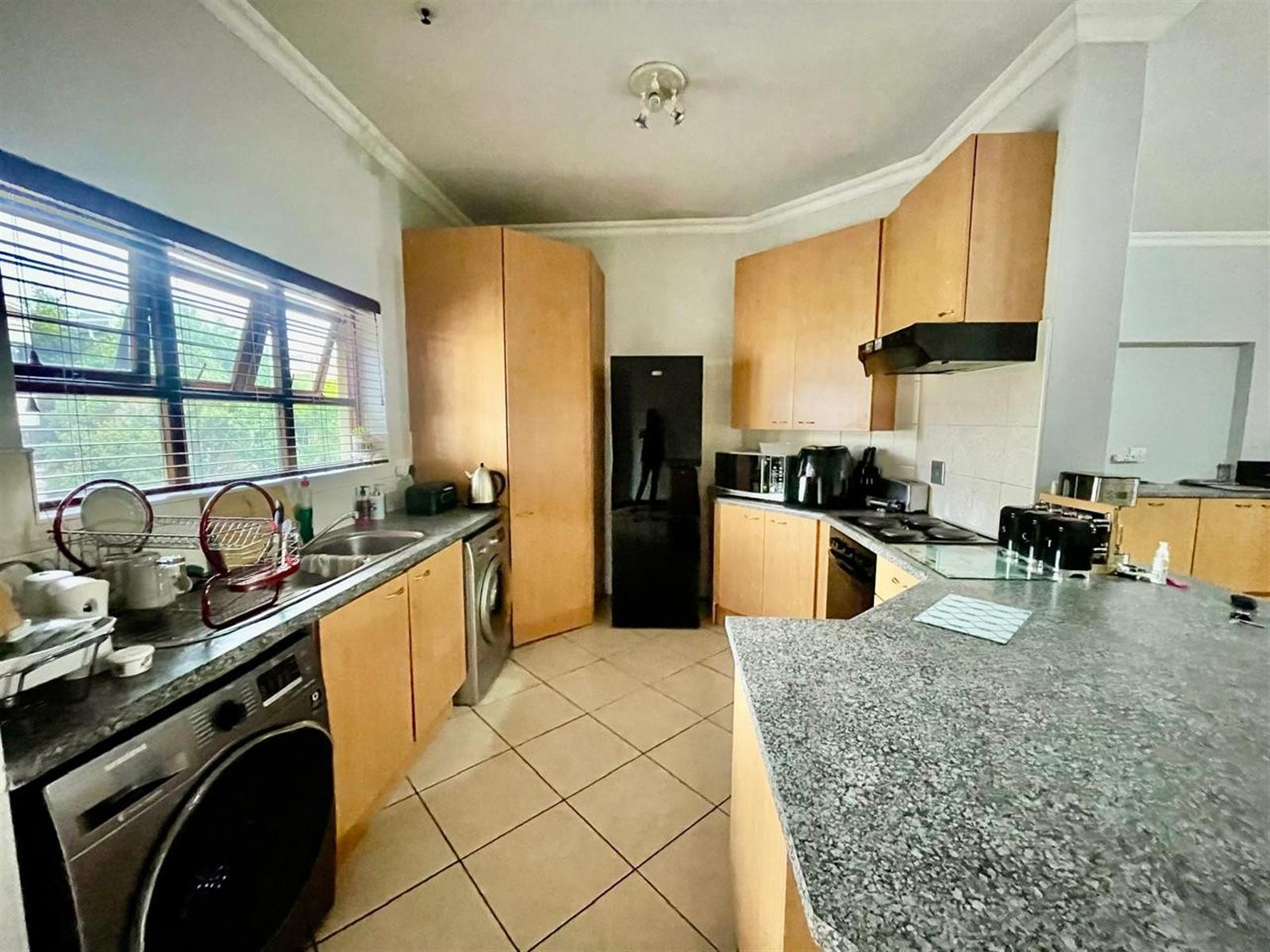 Two Bedroom 2nd Floor Apartment for Sale in Eaton Terrace Bryanston
