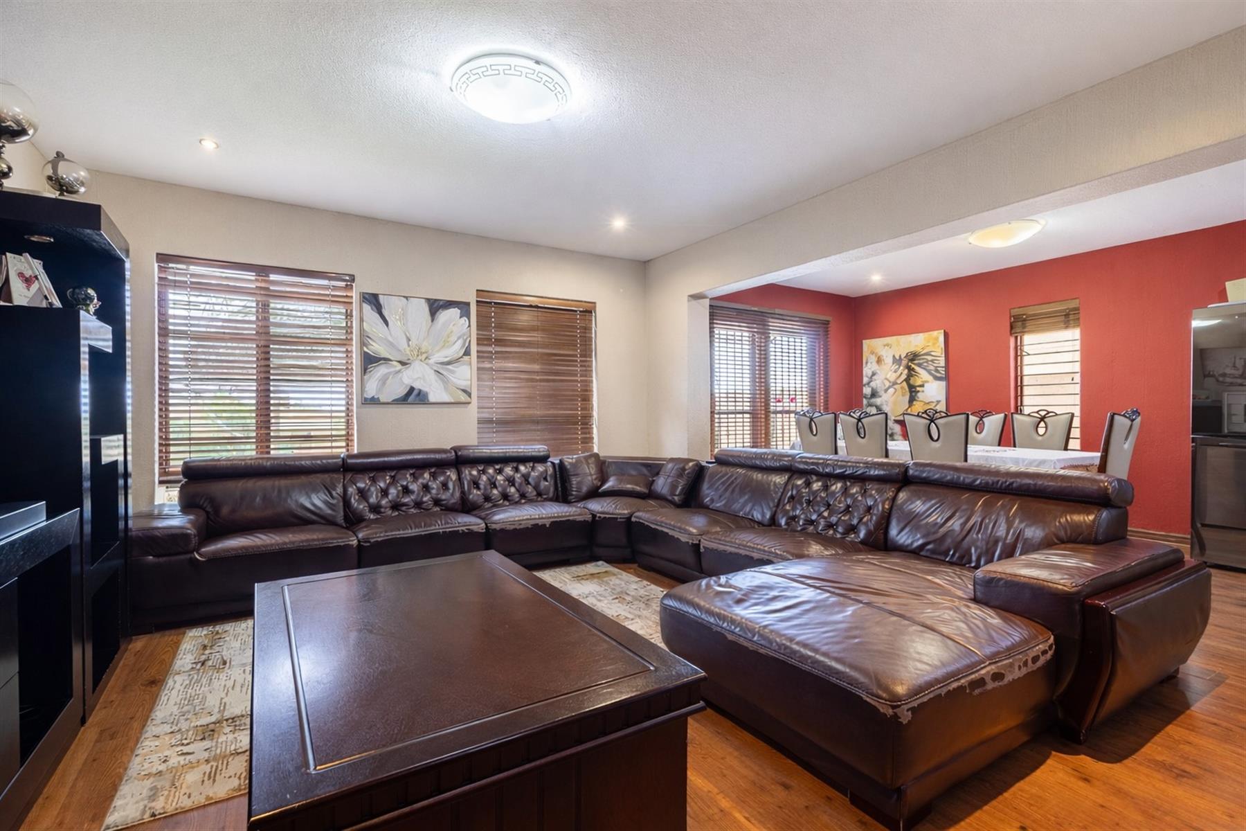 Spacious 3 Bedroom Family Home with Entertainment Lapa in Secure Estate