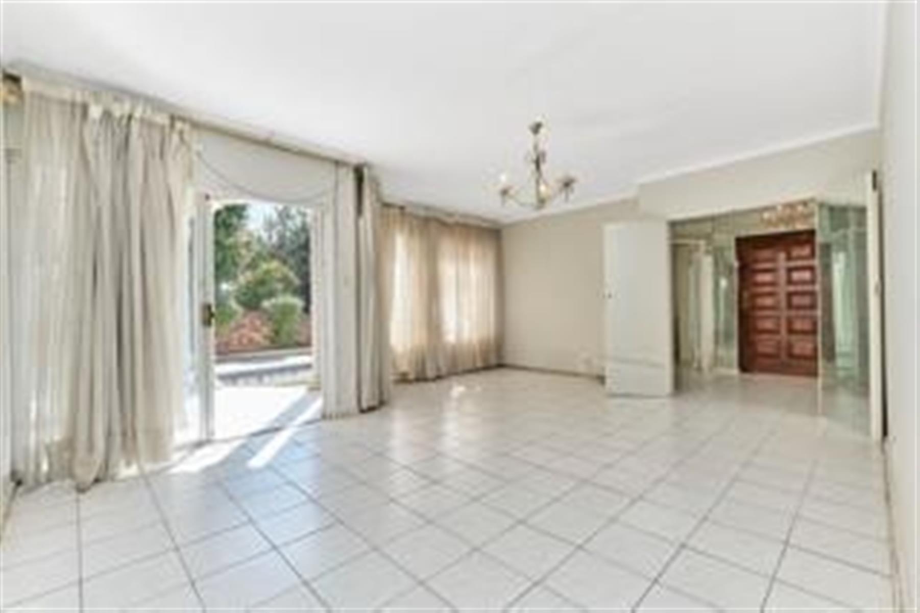Beautiful Family Friendly Home in Westcliff, Johannesburg