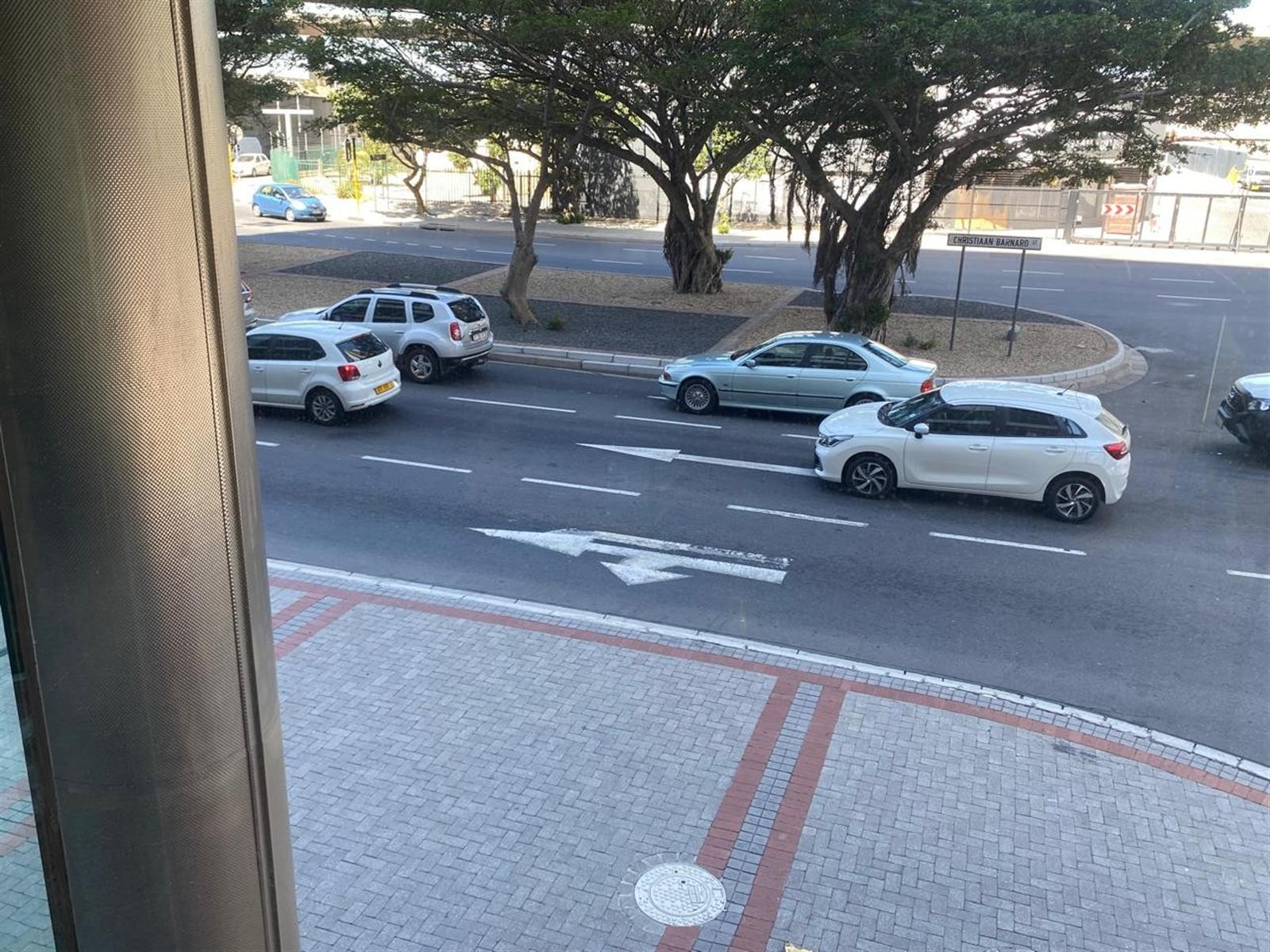Motor Showroom- Retail Space To Rent in Foreshore, Cape Town