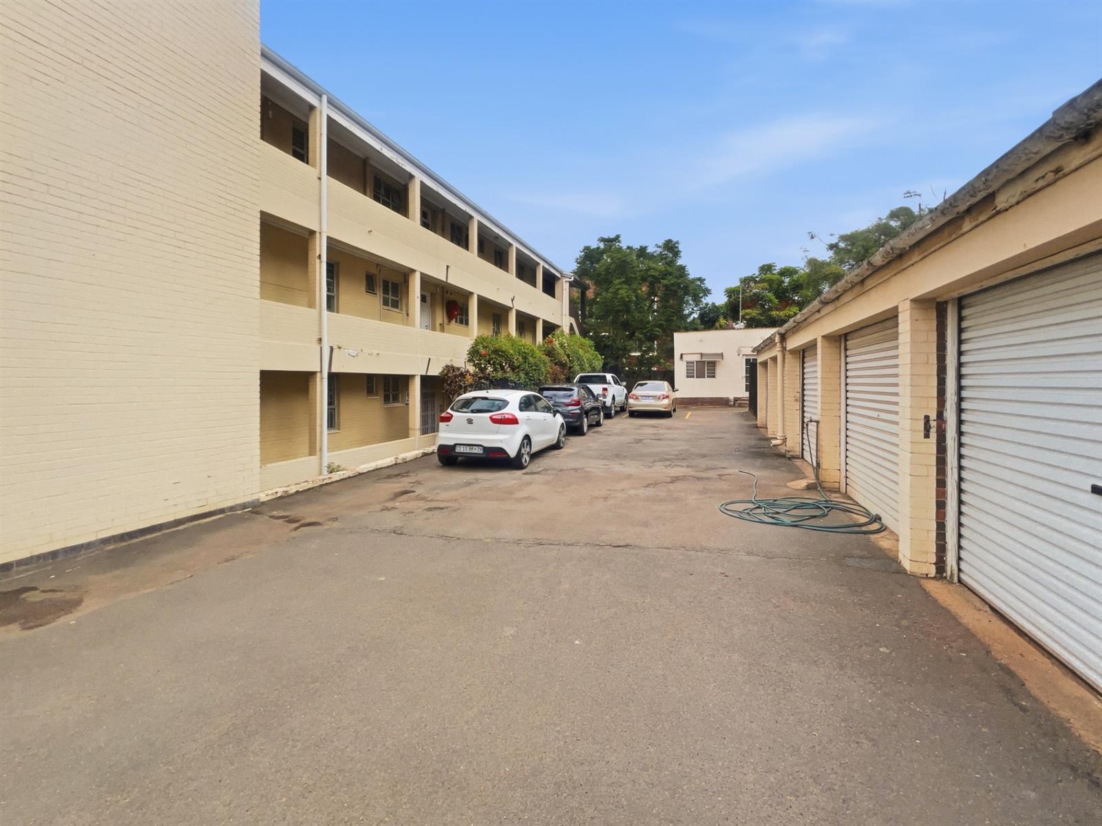 Apartment for sale in Morningside, Durban, KwaZulu Natal, 95 m²