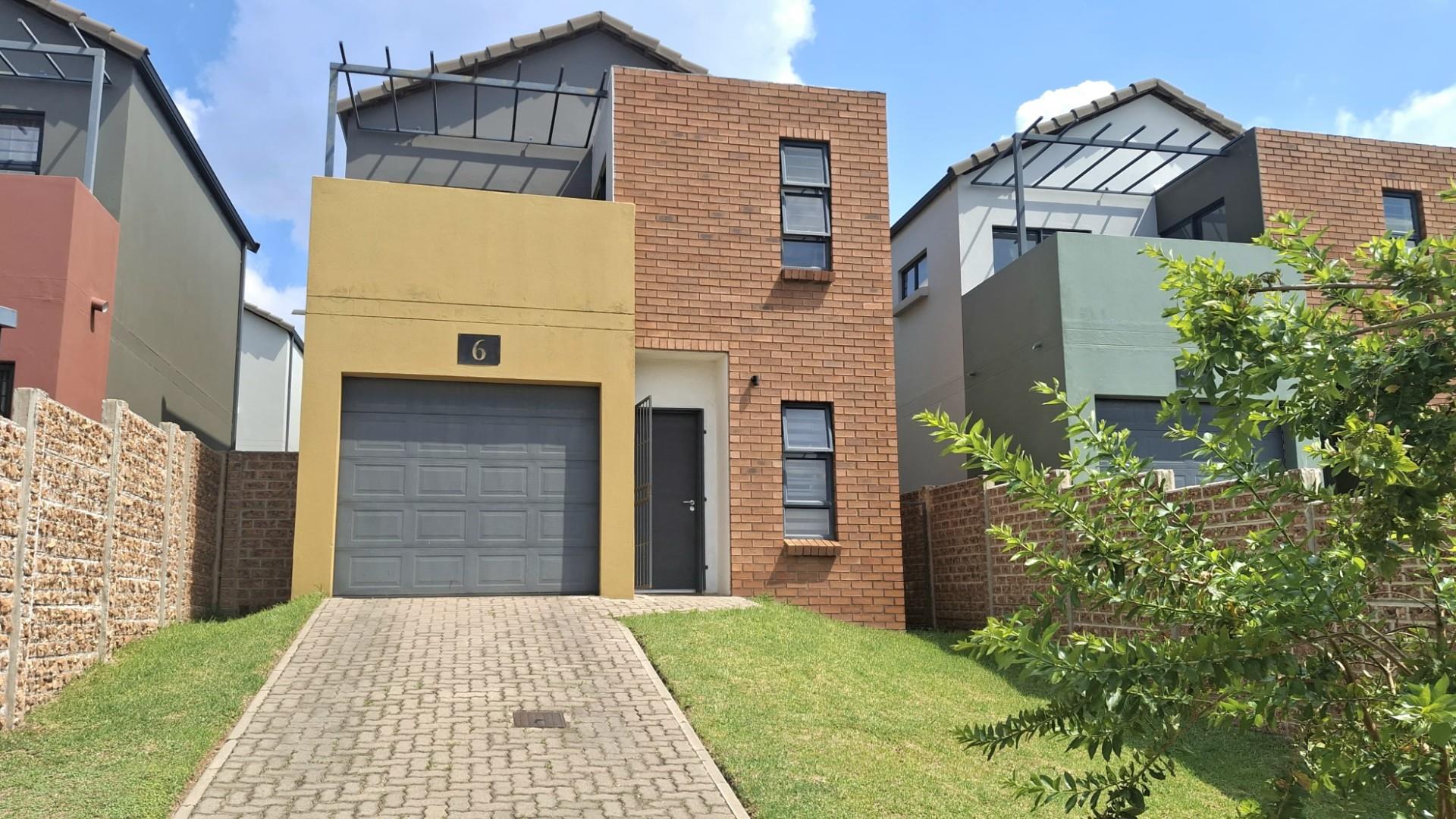 House for sale in South Hills, Johannesburg, 6 Nara Bush Road, South Hills, Johannesburg, Gauteng, 163 m²