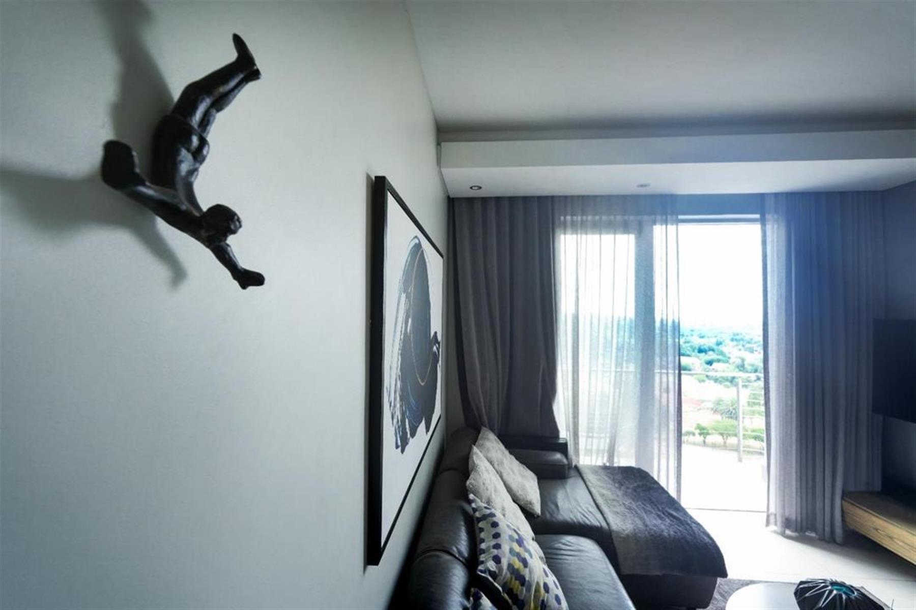 Prestigious 2-Bedroom Apartment For Sale at The Capital on The Park