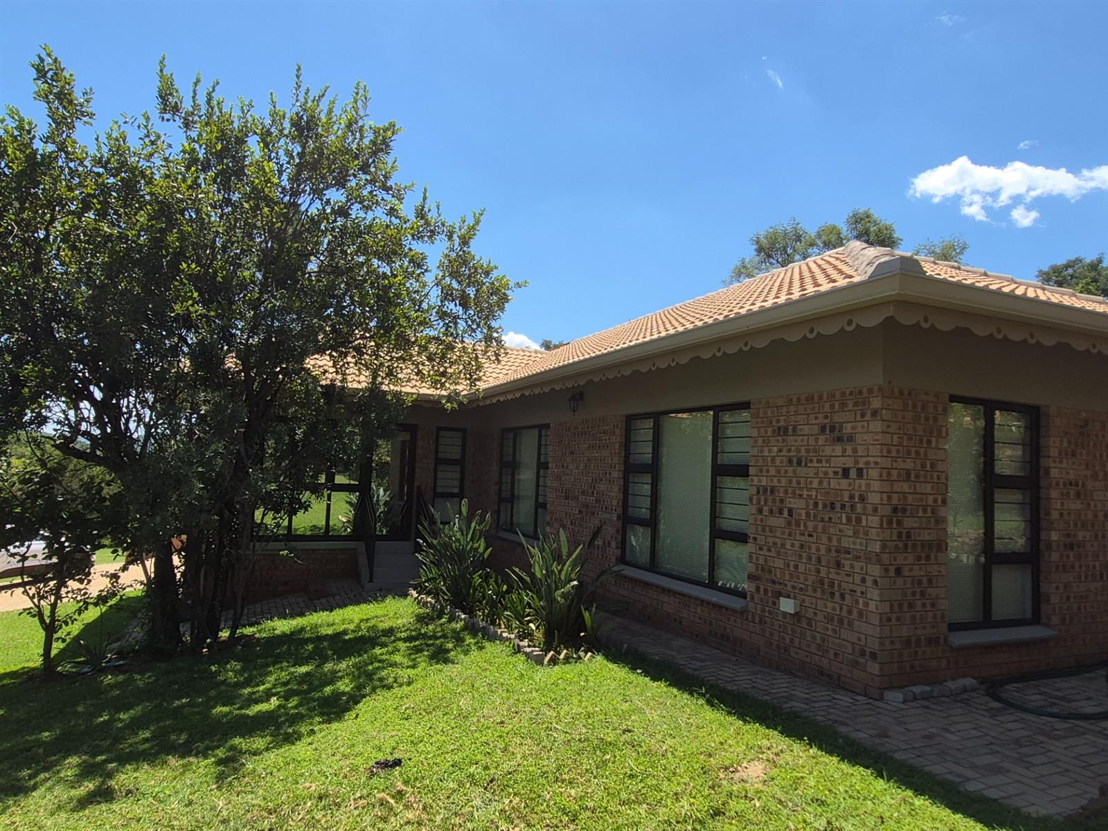 Kranspoort House for the Discerning Buyer!