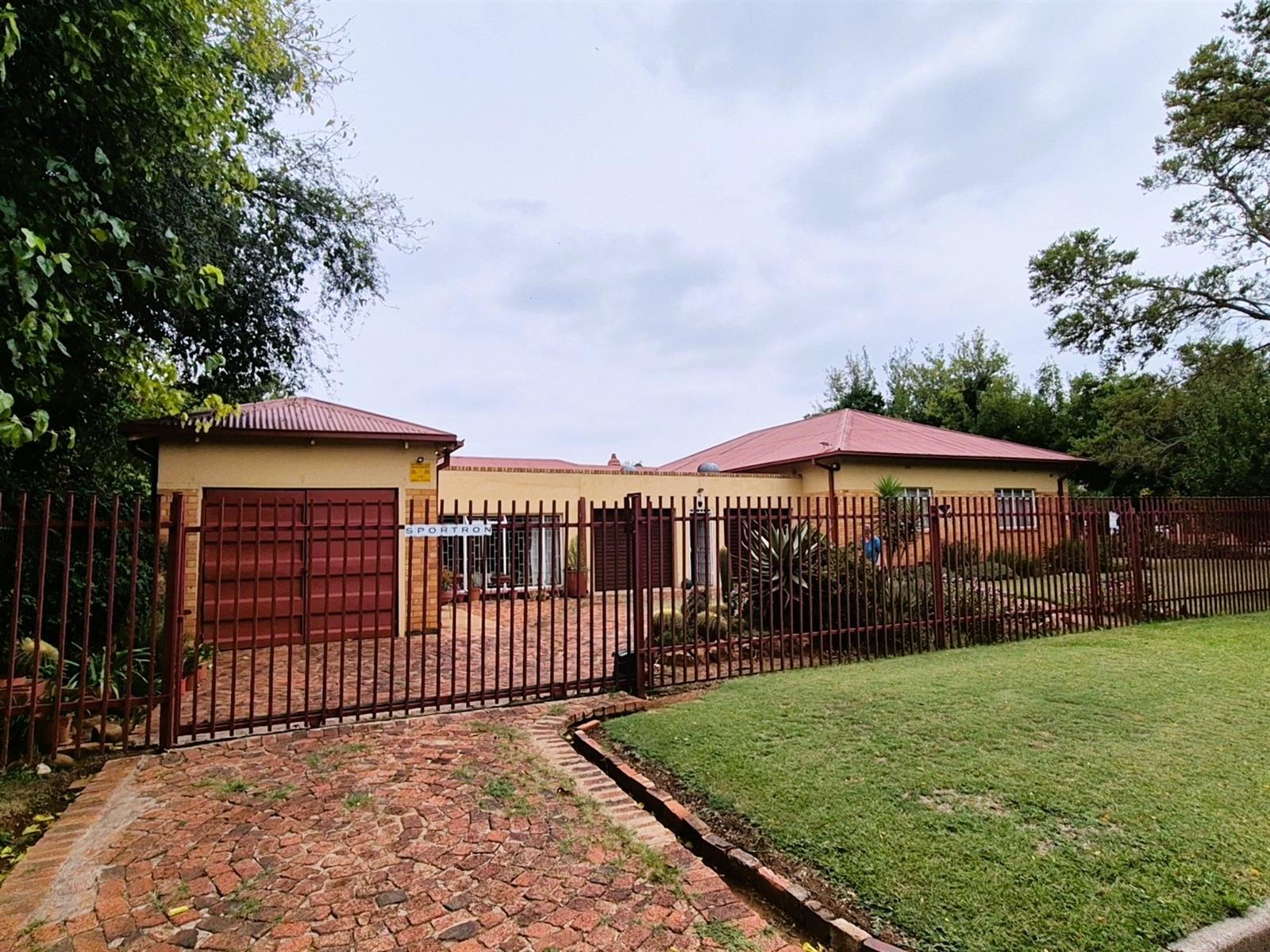 Prime Investment Opportunity in Die Bult - Family Living, Student Accommodation or Office Conversion