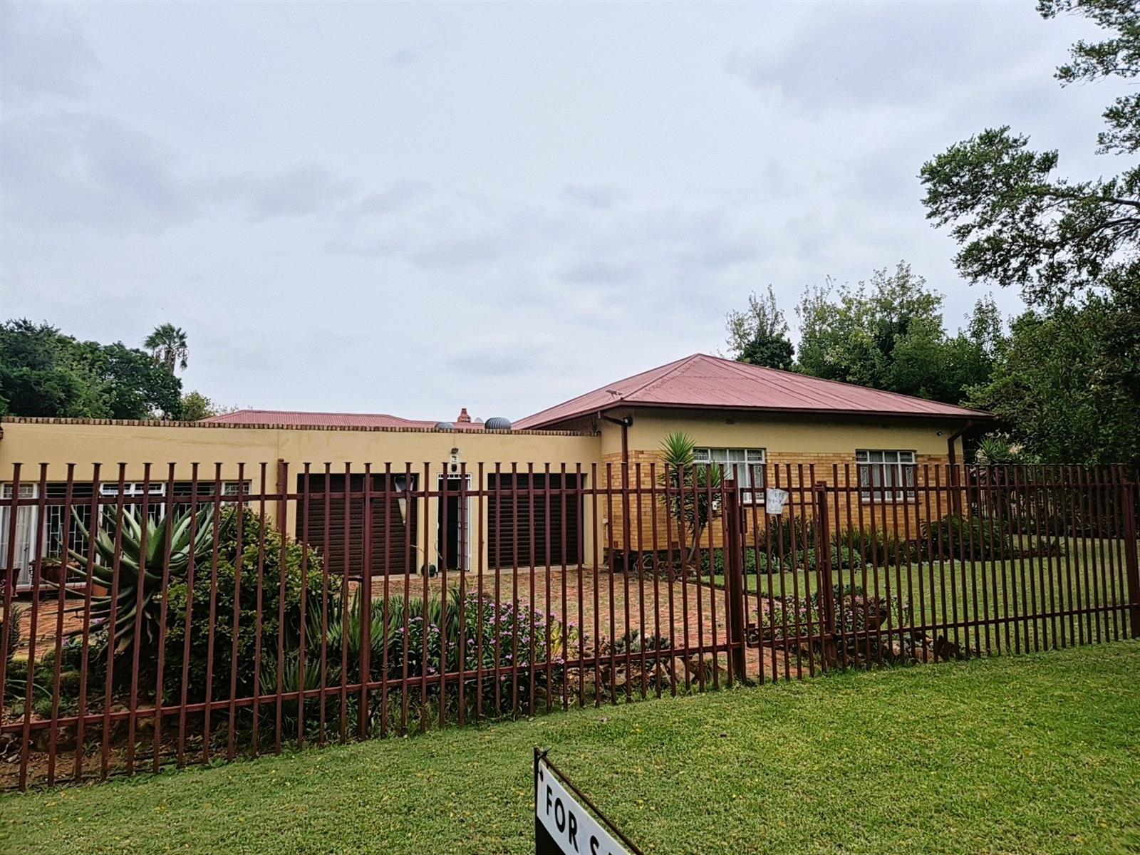Prime Investment Opportunity in Die Bult - Family Living, Student Accommodation or Office Conversion