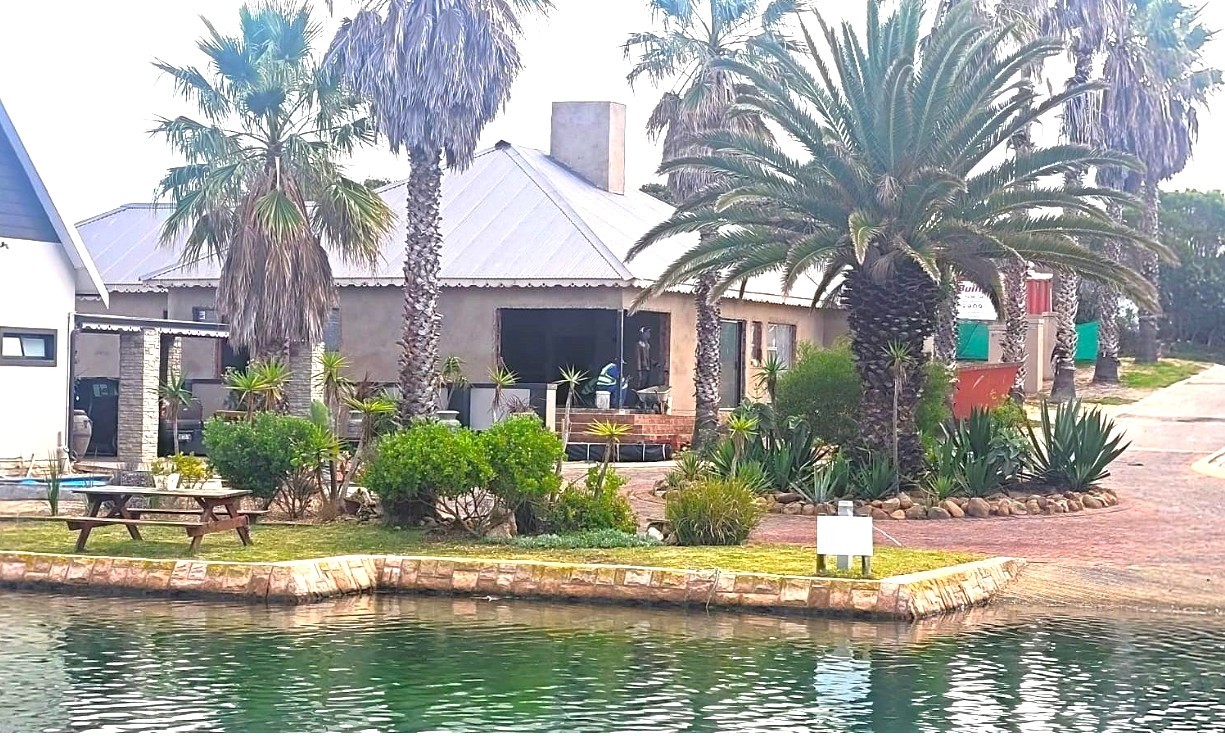 3 Bedroom Home for Sale in Marina Martinique - Secure Coastal Living in Jeffreys Bay