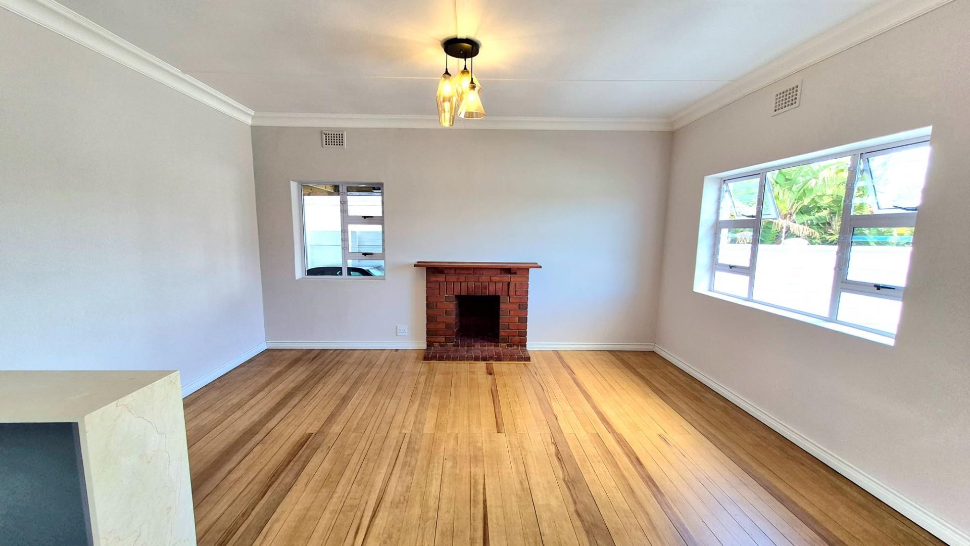 High-Yield Investment Opportunity - Dual-Dwelling with Expansion Potential in Thornton